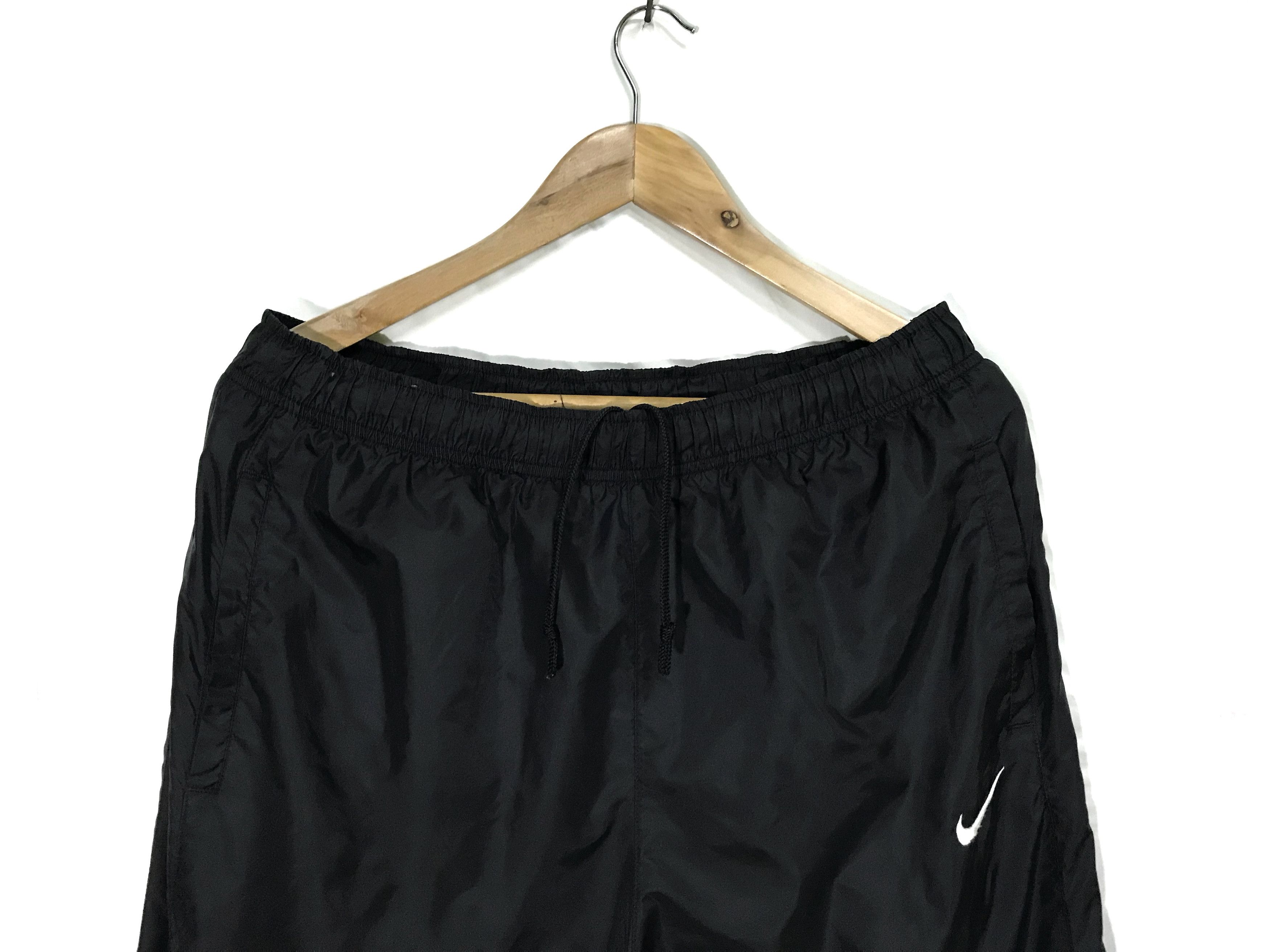 Nike Vintage Nike Black Windbreaker Size US 34 / EU 50 - 3 Thumbnail