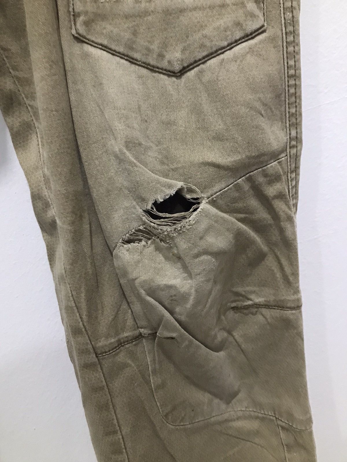 Japanese Brand IZ7250 Faded distressed Cargo Multipocket pants Size US 30 / EU 46 - 5 Thumbnail