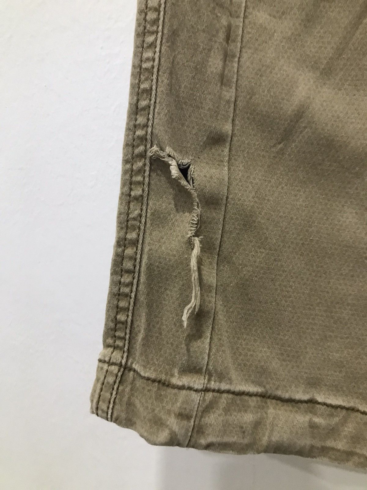 Japanese Brand IZ7250 Faded distressed Cargo Multipocket pants Size US 30 / EU 46 - 8 Thumbnail