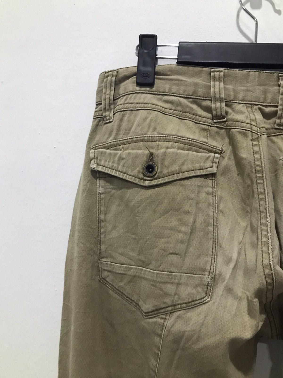 Japanese Brand IZ7250 Faded distressed Cargo Multipocket pants Size US 30 / EU 46 - 14 Thumbnail