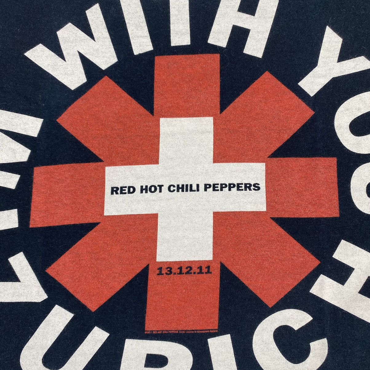 Band Tees 2011 Vintage Red Hot Chili Peppers T Shirt Size US M / EU 48-50 / 2 - 3 Thumbnail