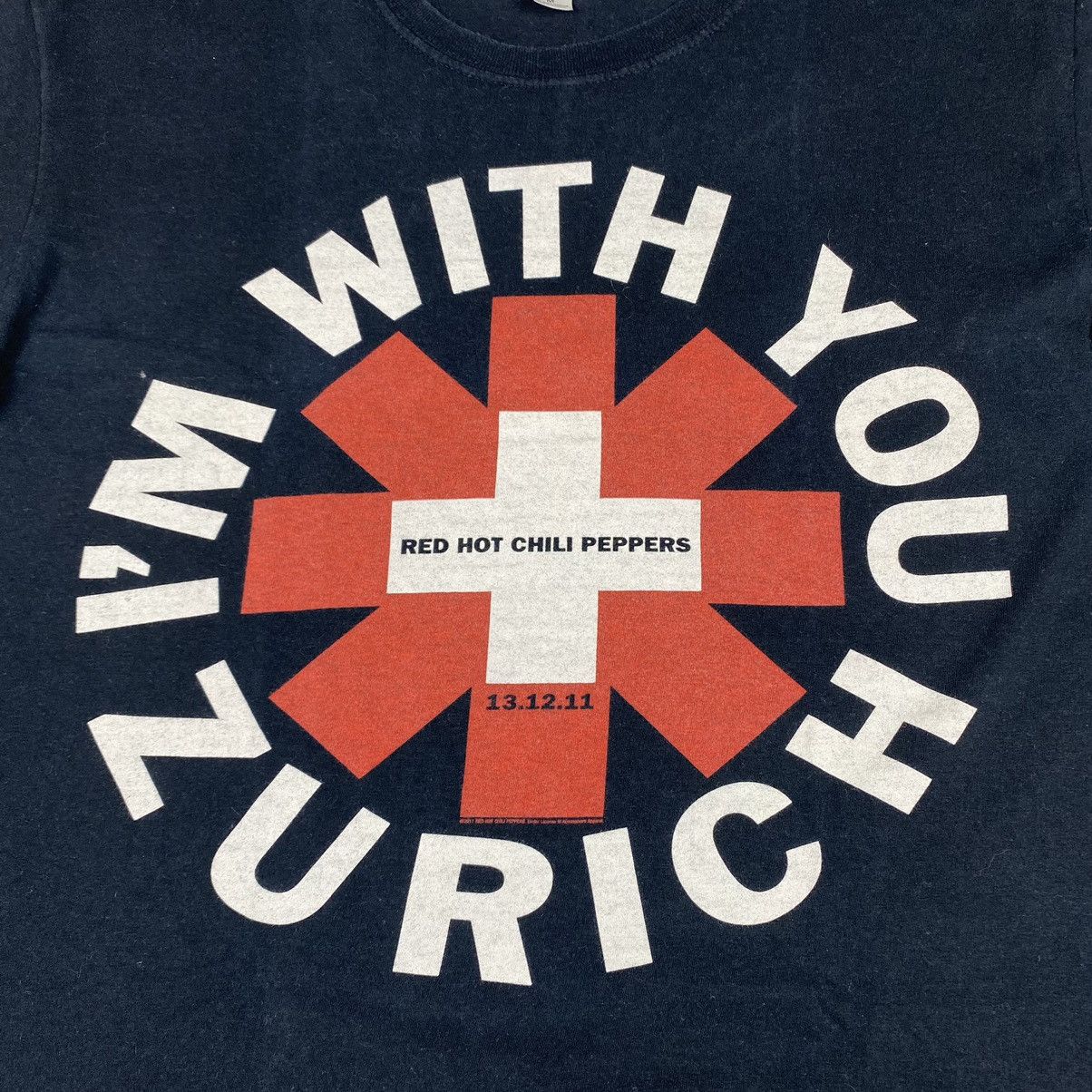 Band Tees 2011 Vintage Red Hot Chili Peppers T Shirt Size US M / EU 48-50 / 2 - 2 Thumbnail