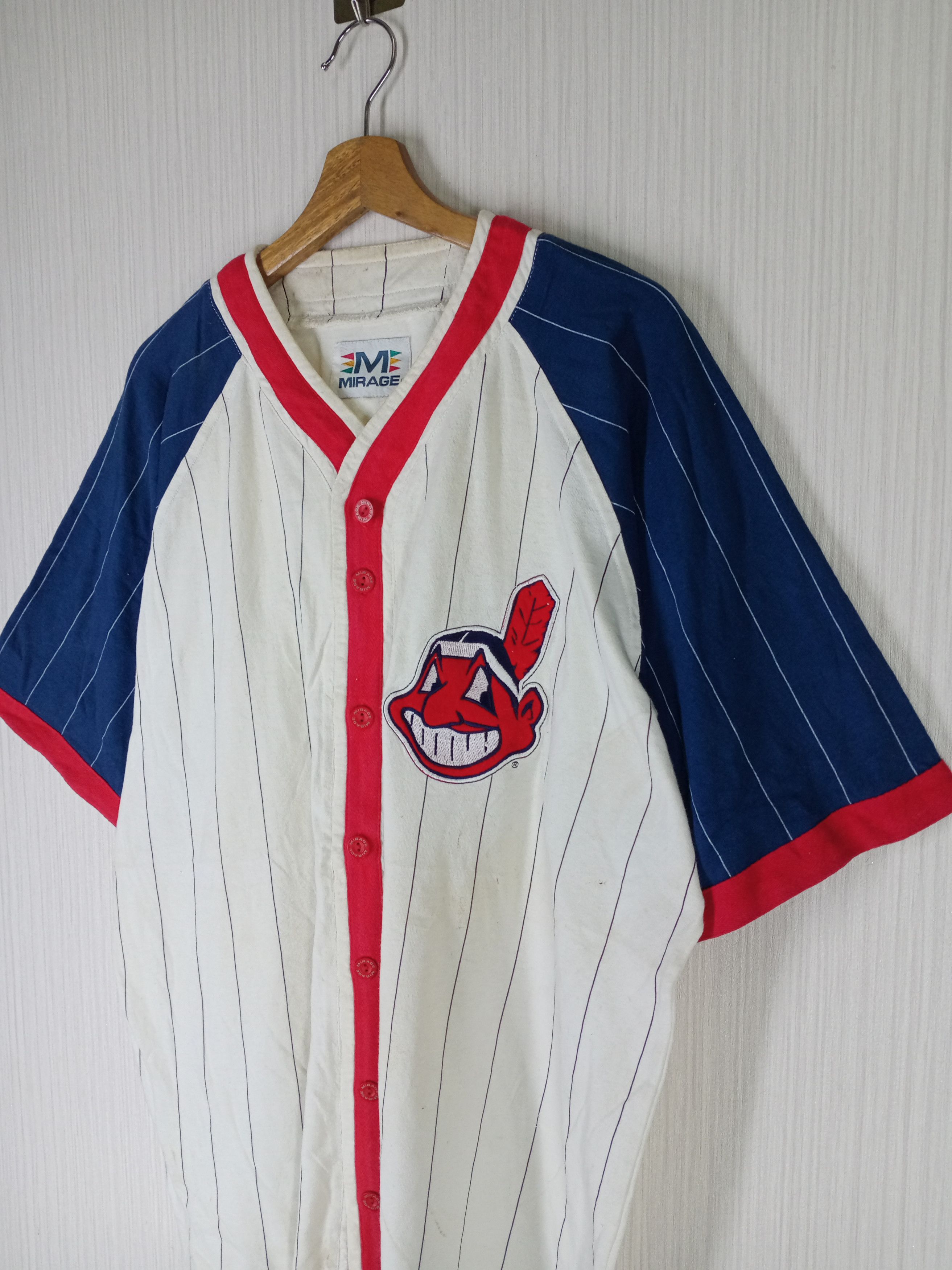 Mirage VINTAGE MLB CLEVELAND INDIANS MIRAGE JERSEY Size US XL / EU 56 / 4 - 4 Thumbnail