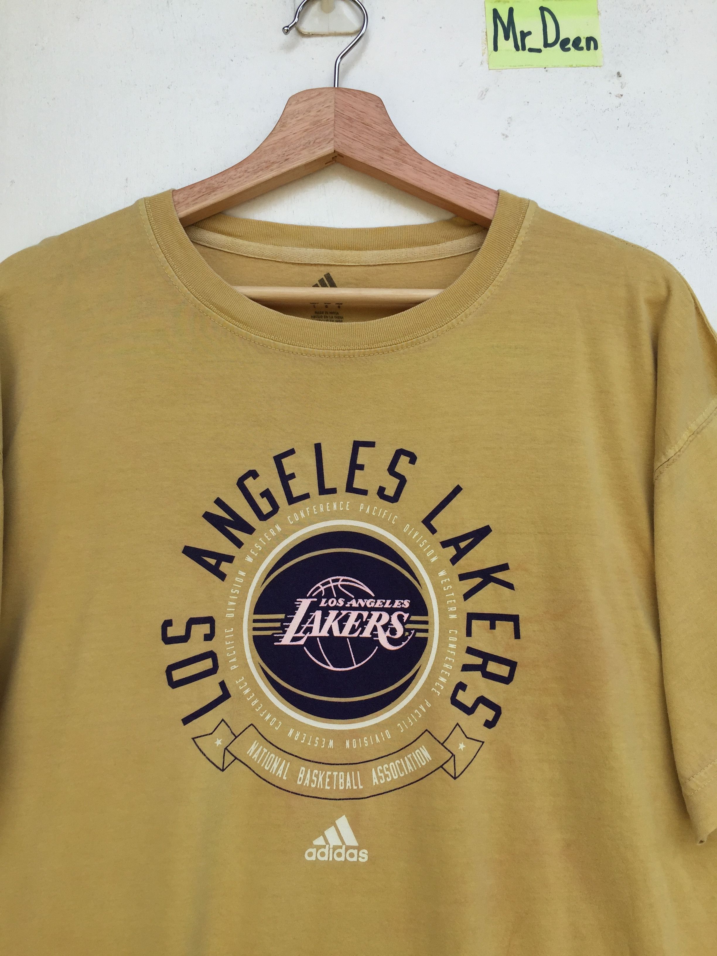 Adidas Vintage Adidas L.A Lakers NBA T shirt Size US L / EU 52-54 / 3 - 4 Thumbnail