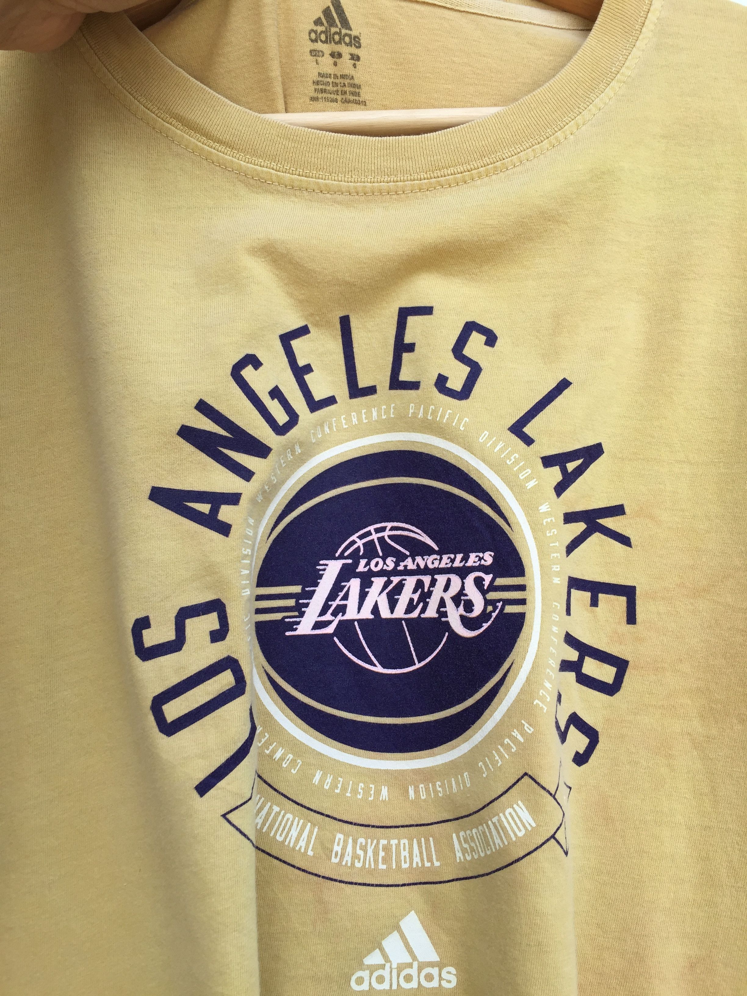 Adidas Vintage Adidas L.A Lakers NBA T shirt Size US L / EU 52-54 / 3 - 7 Thumbnail