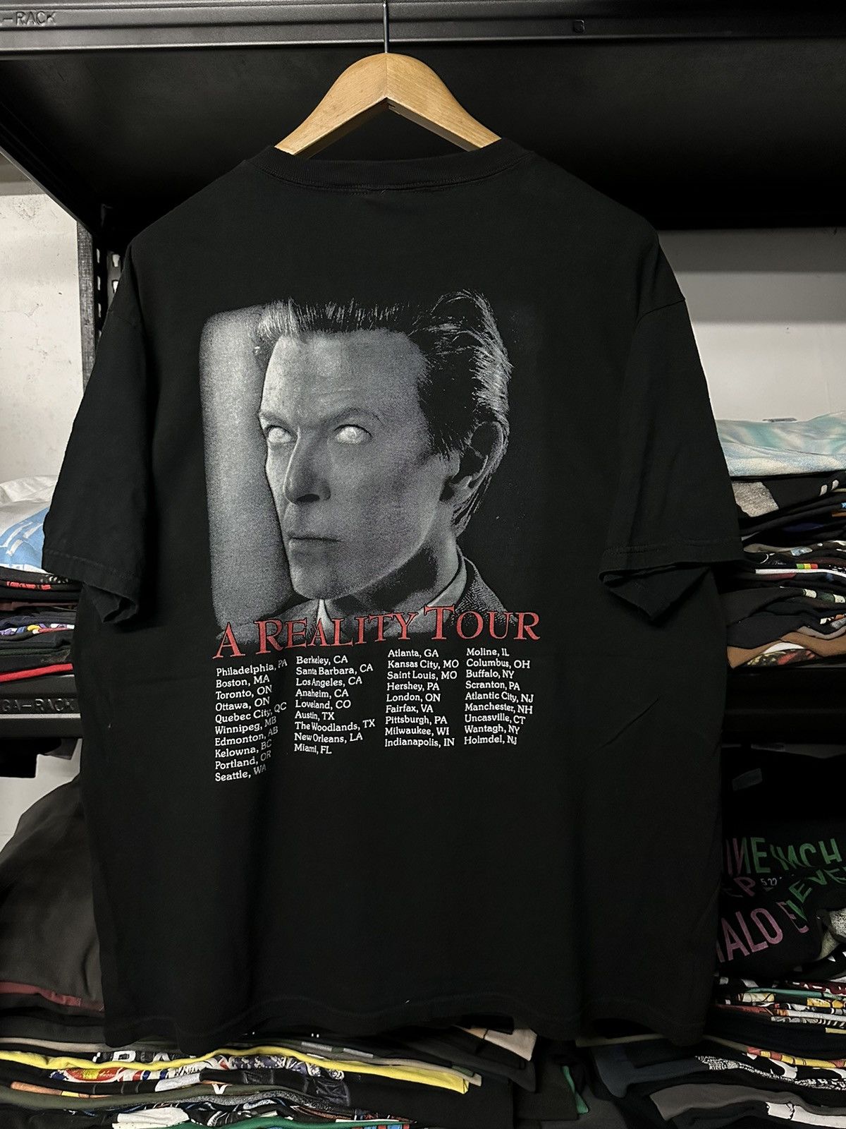 Band Tees Rare Vintage David Bowie A Reality Tour Shirt Size US XL / EU 56 / 4 - 2 Thumbnail