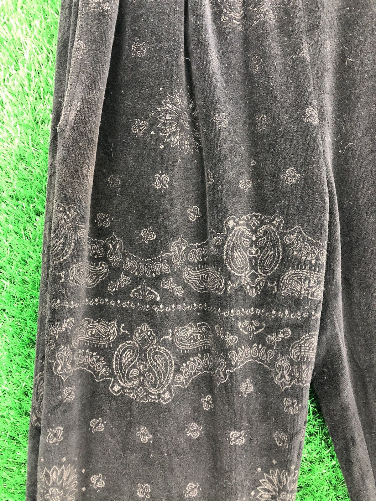 City Streets Vintage 24 Karats Gold Diggers Velvet Paisley Size US 32 / EU 48 - 5 Thumbnail