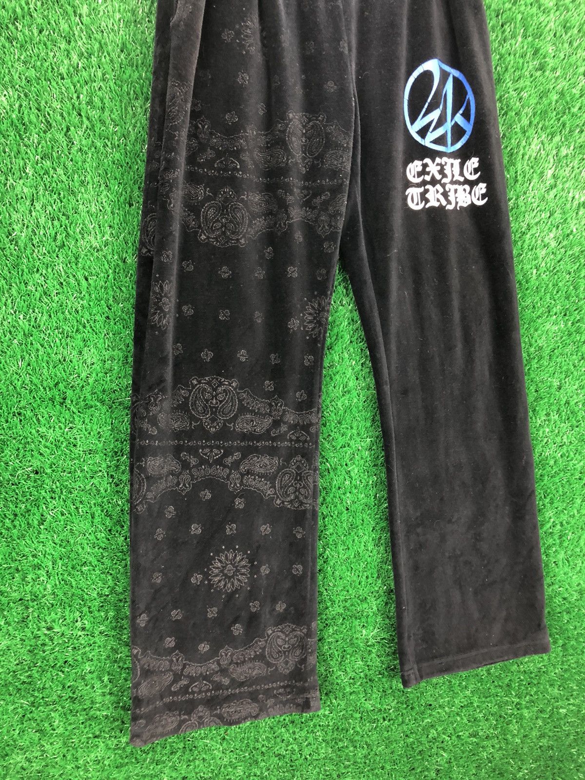 City Streets Vintage 24 Karats Gold Diggers Velvet Paisley Size US 32 / EU 48 - 3 Thumbnail