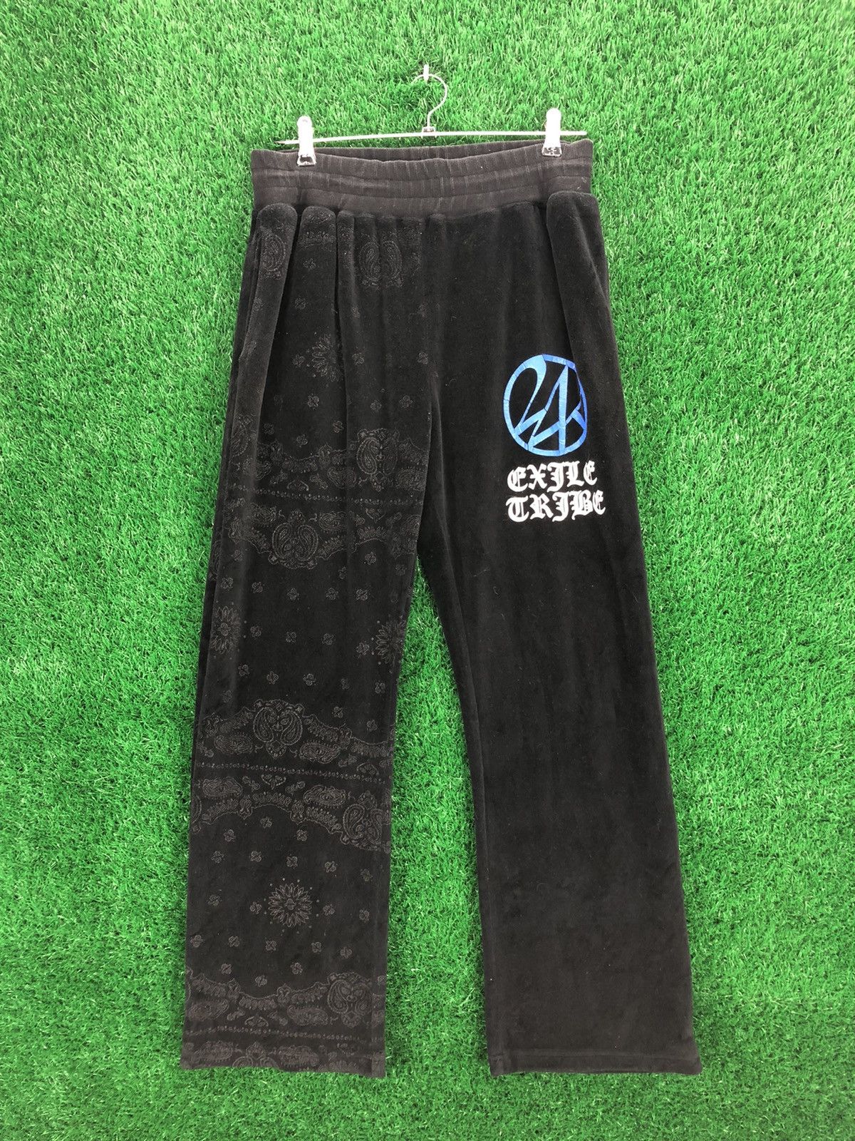 image of Vintage 24 Karats Gold Diggers Velvet Paisley in Black, Men's (Size 32)