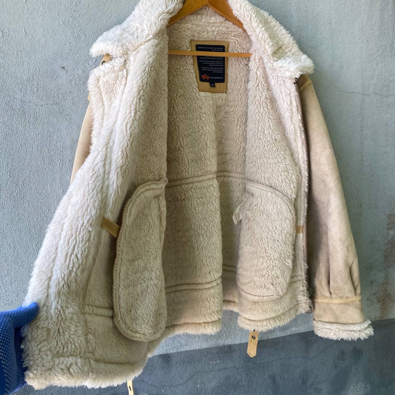 Alpha Industries Alpha Industries Faux B3 Sheepskin fur lining zipper jacket Size US XL / EU 56 / 4 - 9 Thumbnail