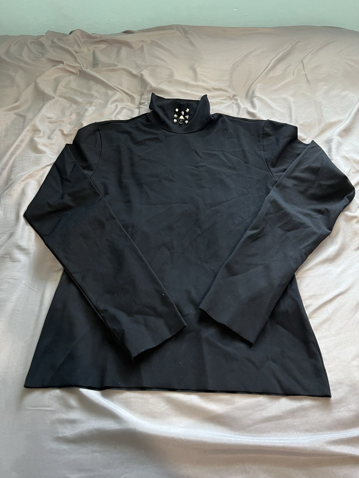 WE11DONE Studded stretch turtleneck Size US M / EU 48-50 / 2 - 1 Thumbnail