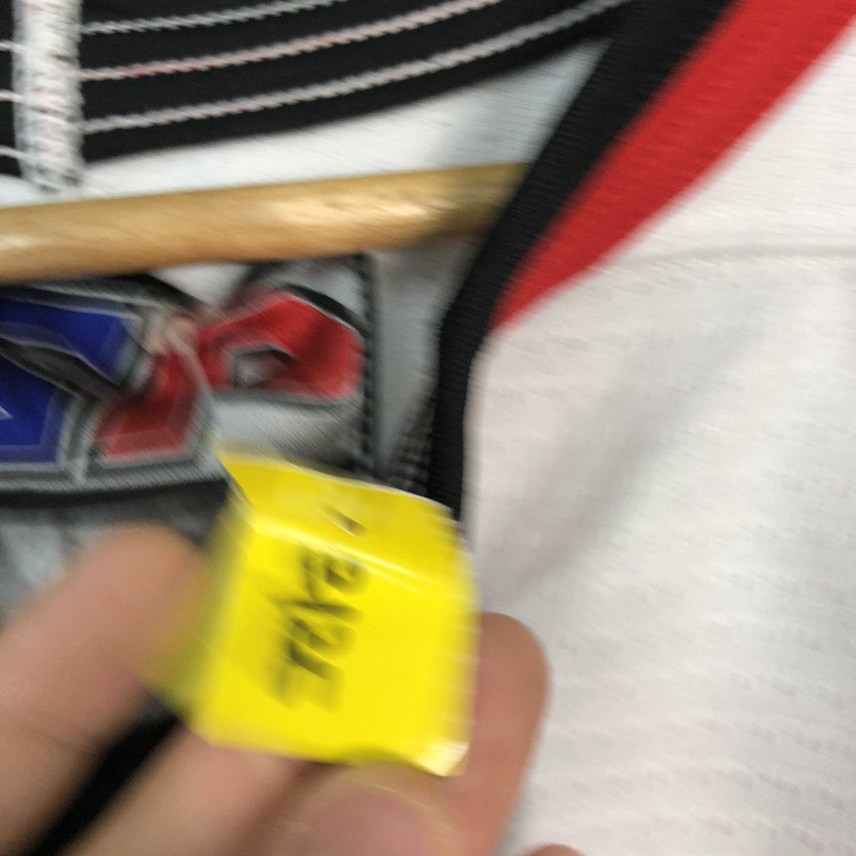 Japanese Brand The Burn devil ice skating White Jersey #3135 Size US XXL / EU 58 / 5 - 12 Thumbnail