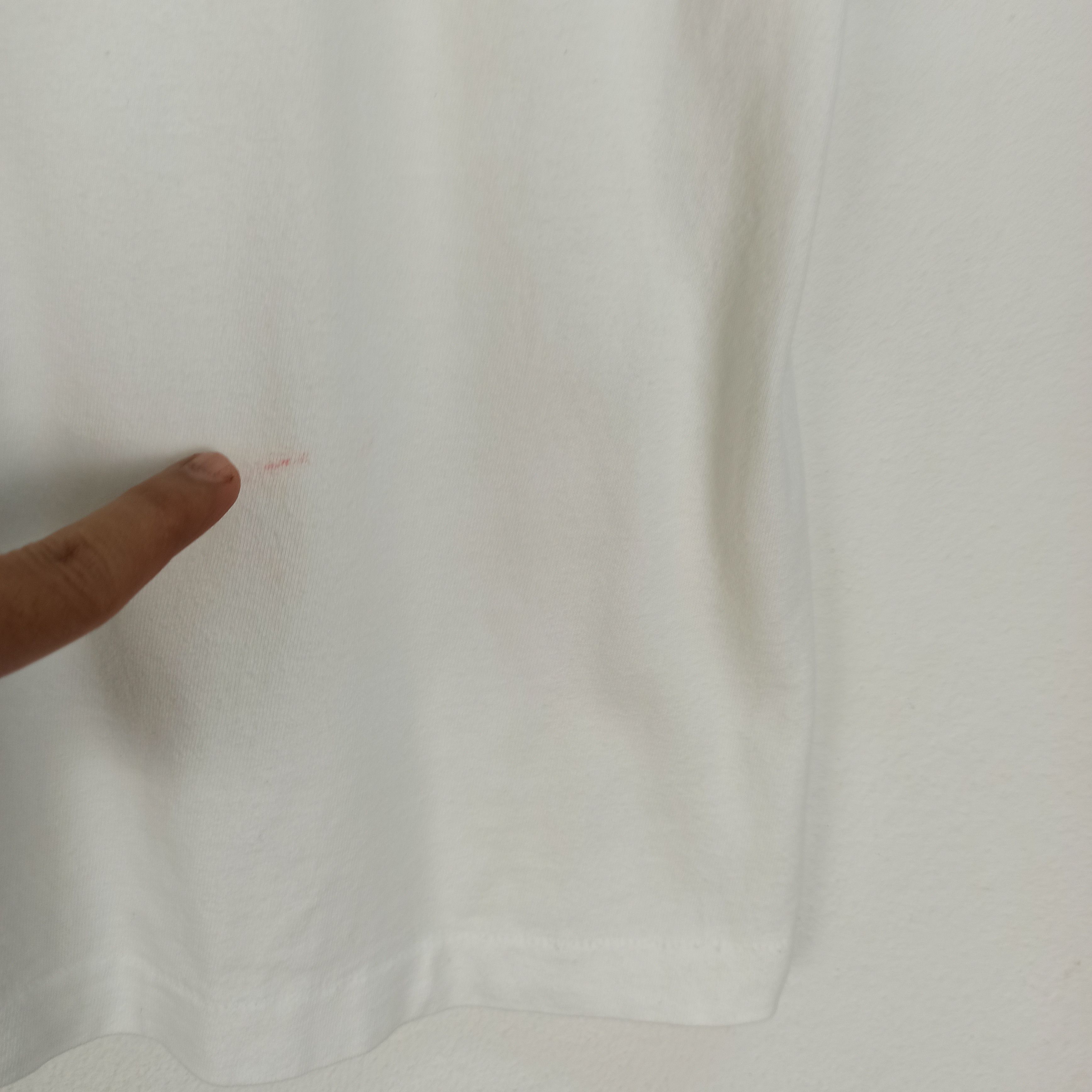 Kaws × Uniqlo Rare Kaws X Uniqlo Tshirt Size US XL / EU 56 / 4 - 6 Thumbnail