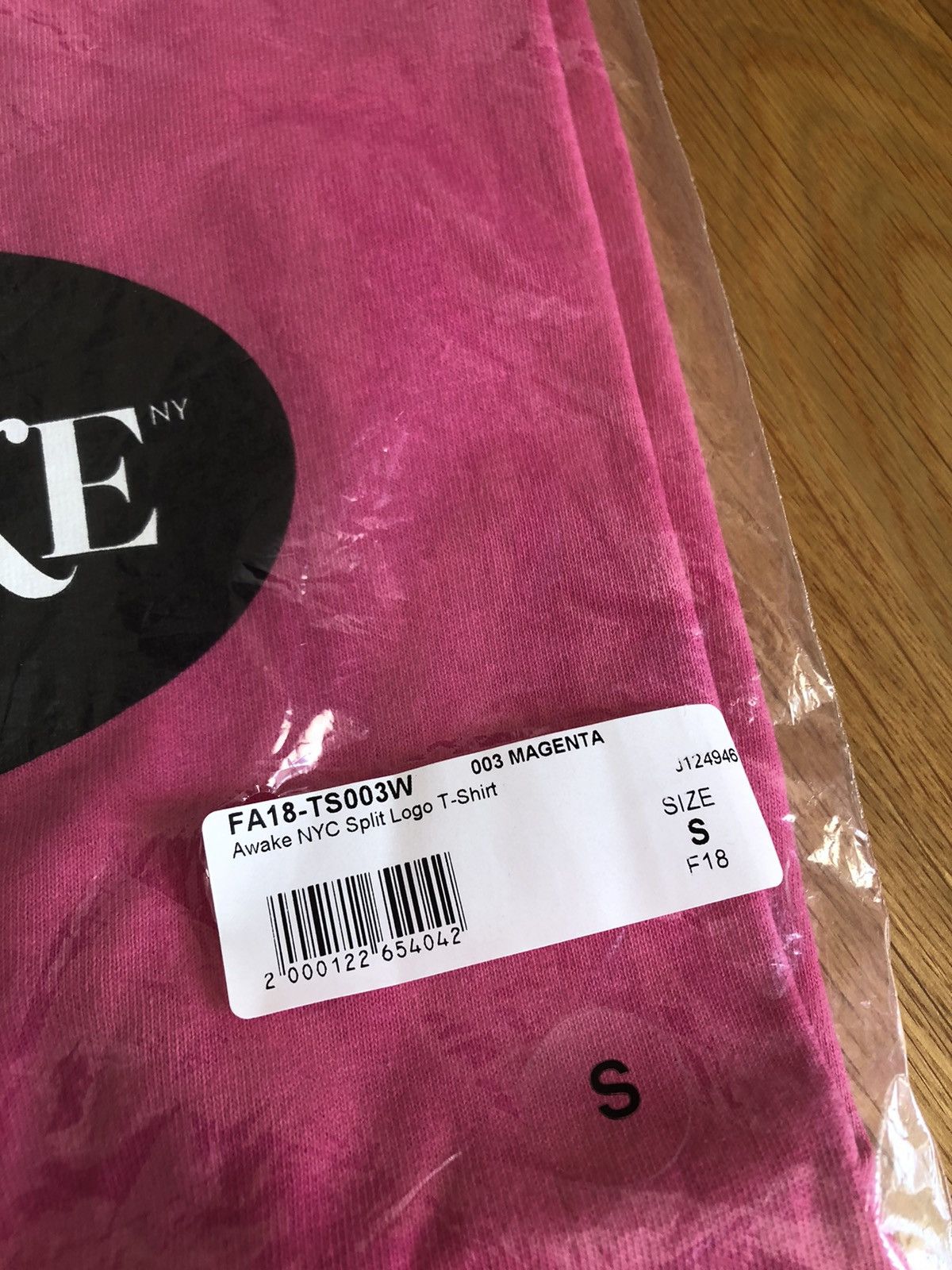 Awake NY Awake NY split logo magenta t-shirt Size US S / EU 44-46 / 1 - 4 Thumbnail
