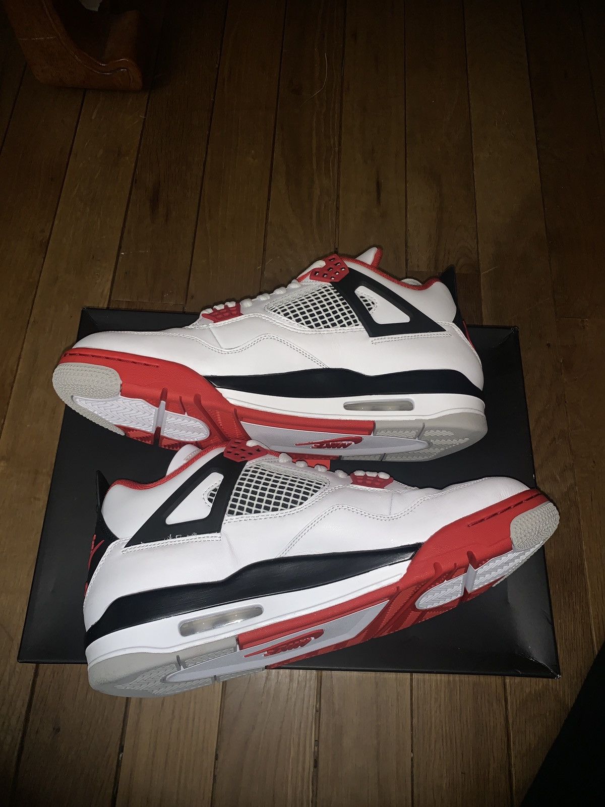 Jordan Brand × Nike Air Jordan 4 Retro White/Fire Red-Black-tech Grey Blanc/Noir Size US 11.5 / EU 44-45 - 4 Thumbnail