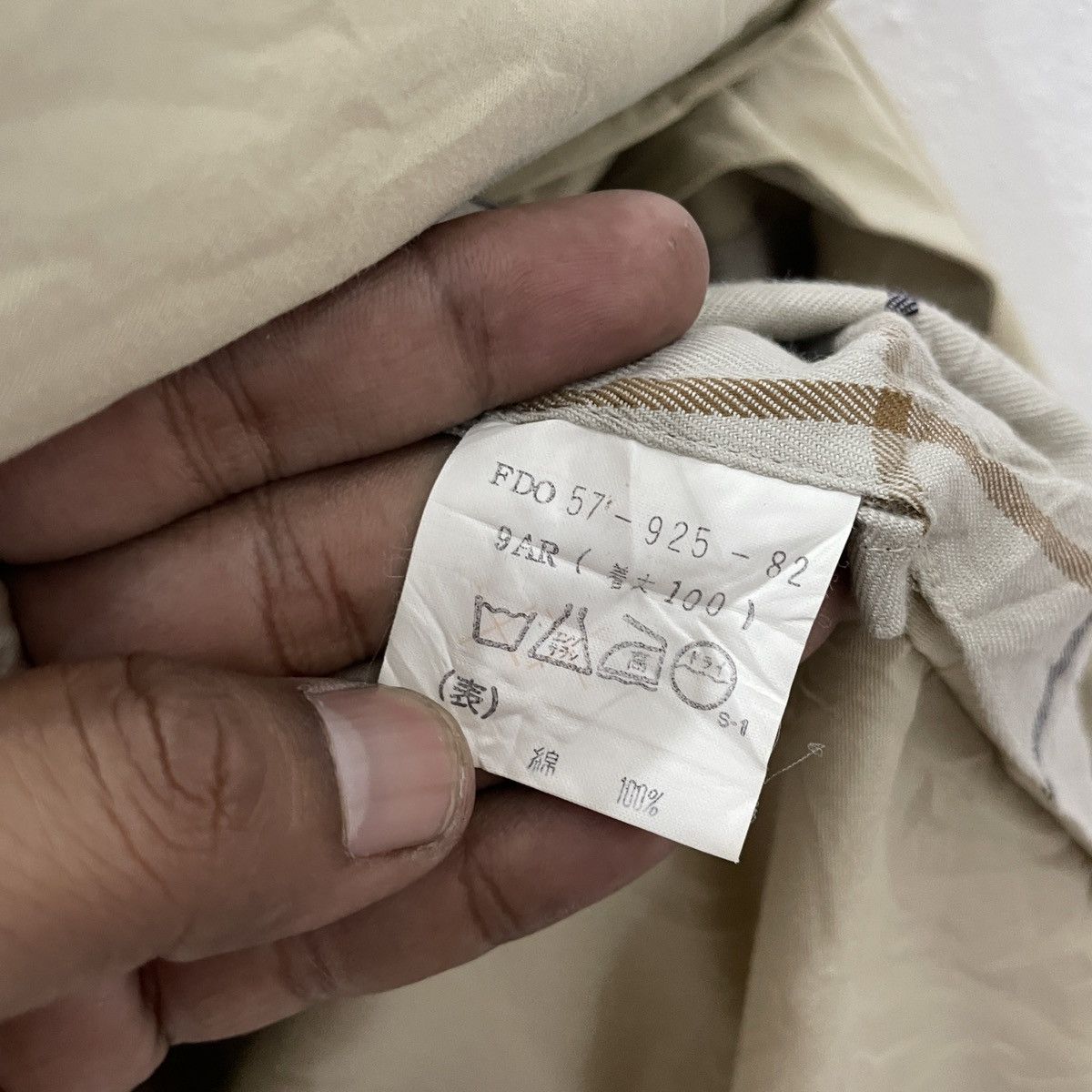 Burberry Vintage 90s Burberry’s Trench Coat Jacket Size US XL / EU 56 / 4 - 7 Thumbnail