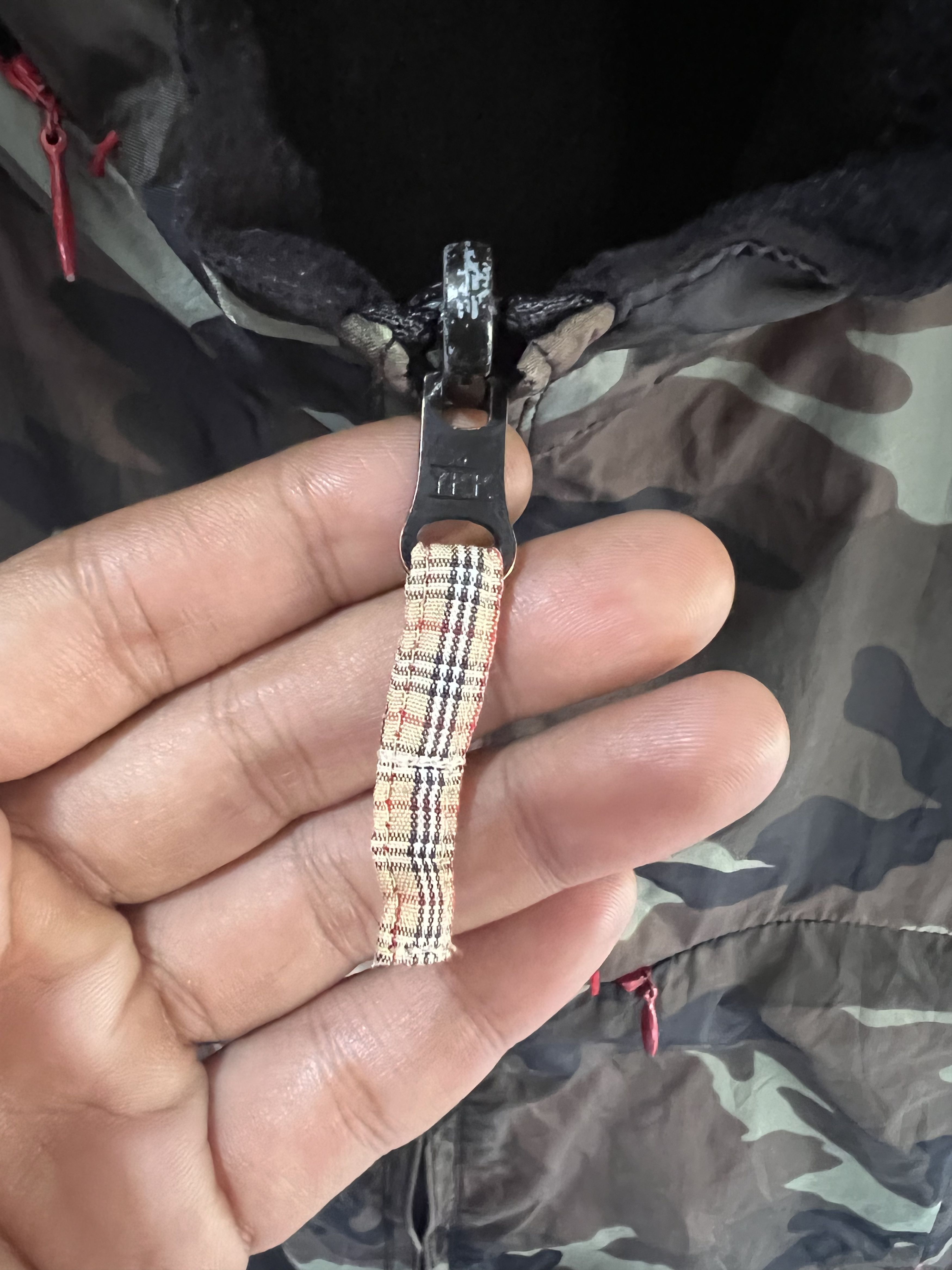🔥Rare Reversible Burberry Black Label Camo Vest
