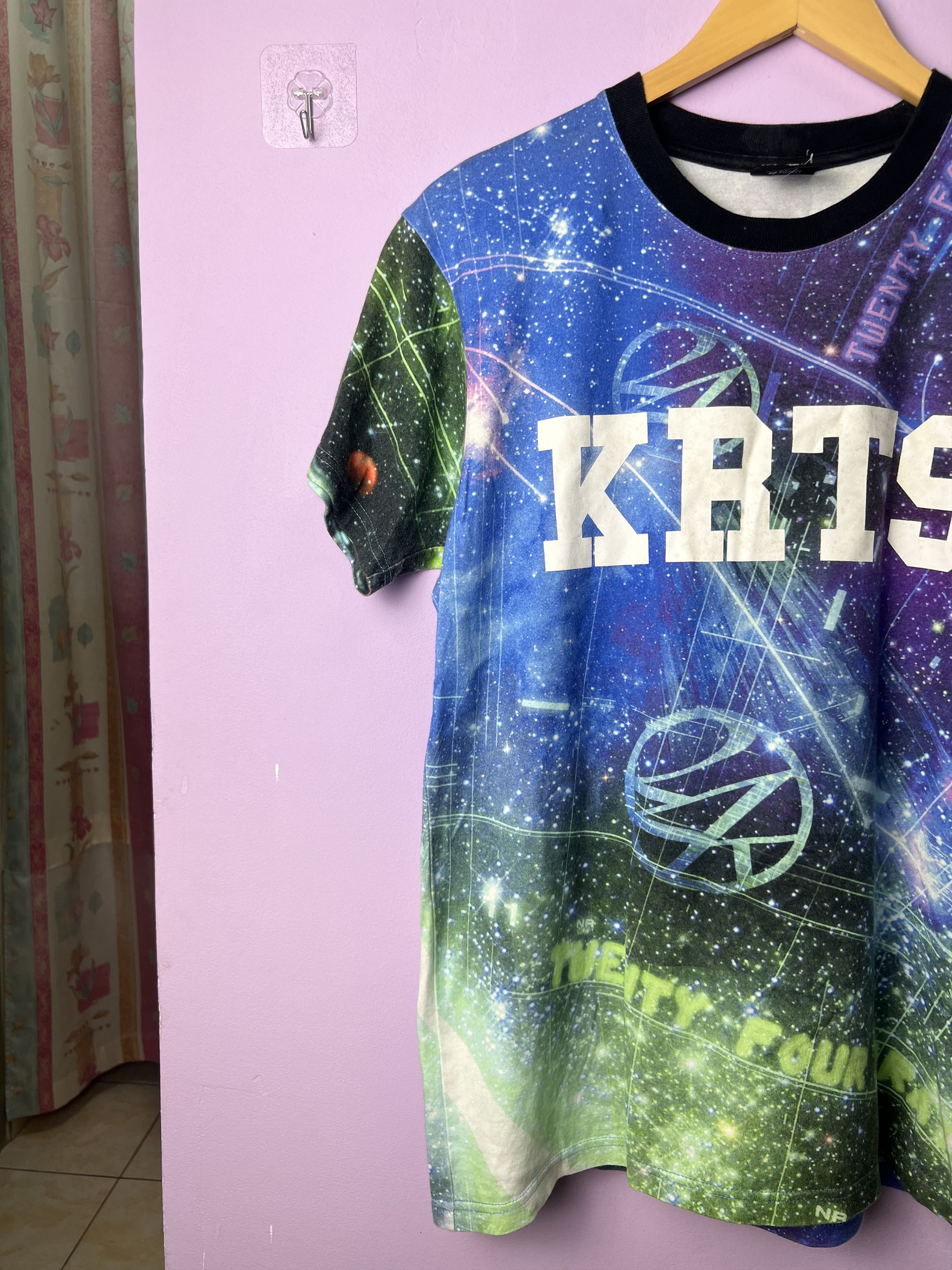 Japanese Brand 🔥Rare Allover Printed 24 Karats Space Tees Size US S / EU 44-46 / 1 - 3 Thumbnail
