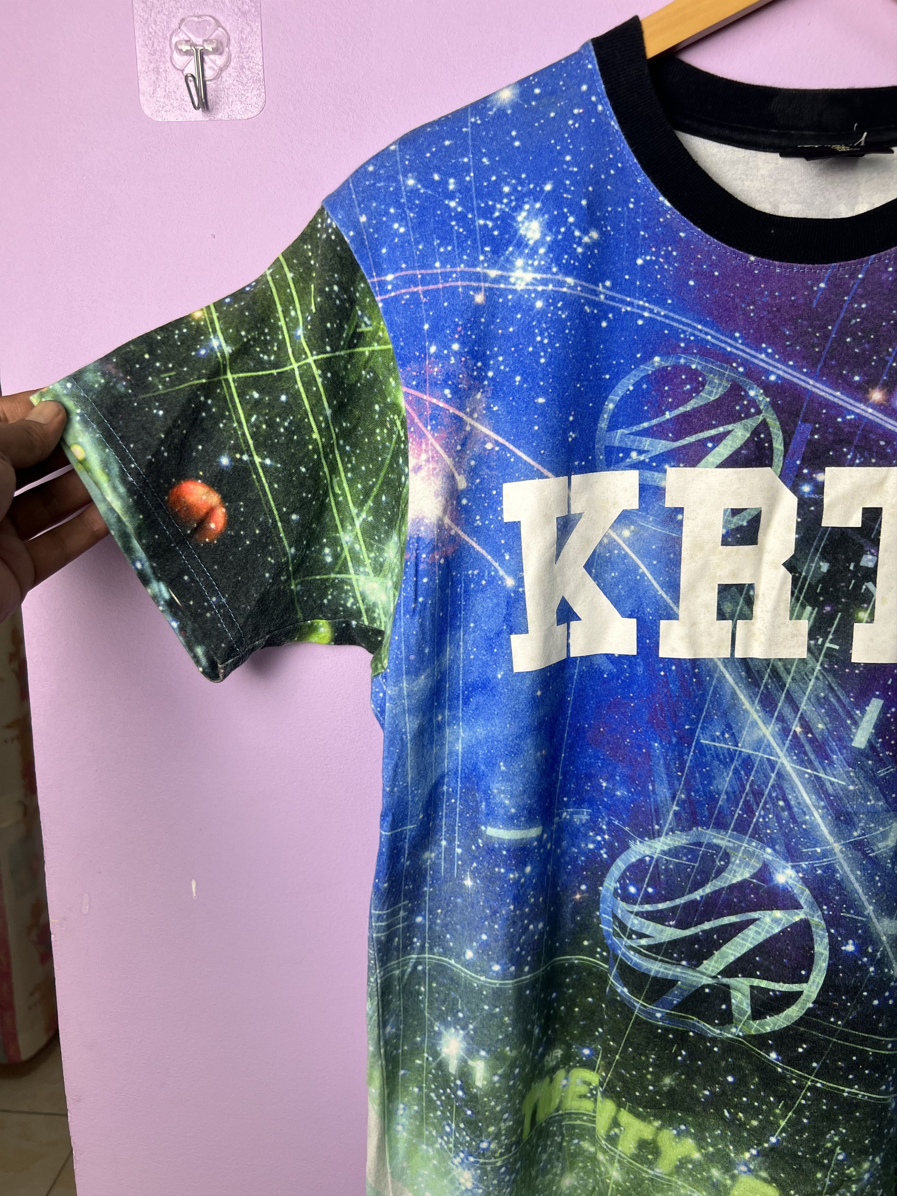 Japanese Brand 🔥Rare Allover Printed 24 Karats Space Tees Size US S / EU 44-46 / 1 - 7 Thumbnail
