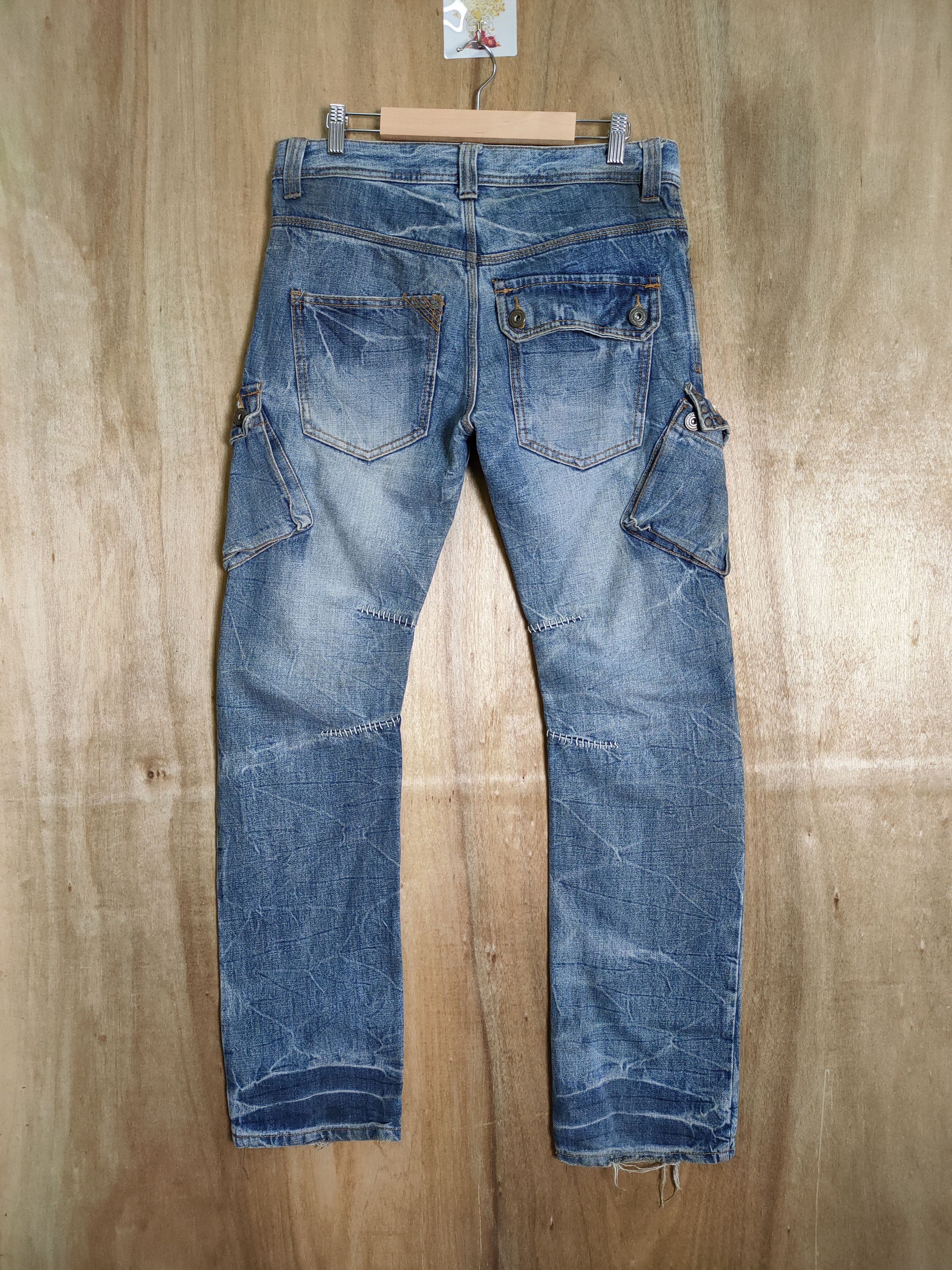 Japanese Brand VINTAGE JAPANESE BRAND FADED DENIM JEAN CARGO PANTS Size US 32 / EU 48 - 4 Thumbnail