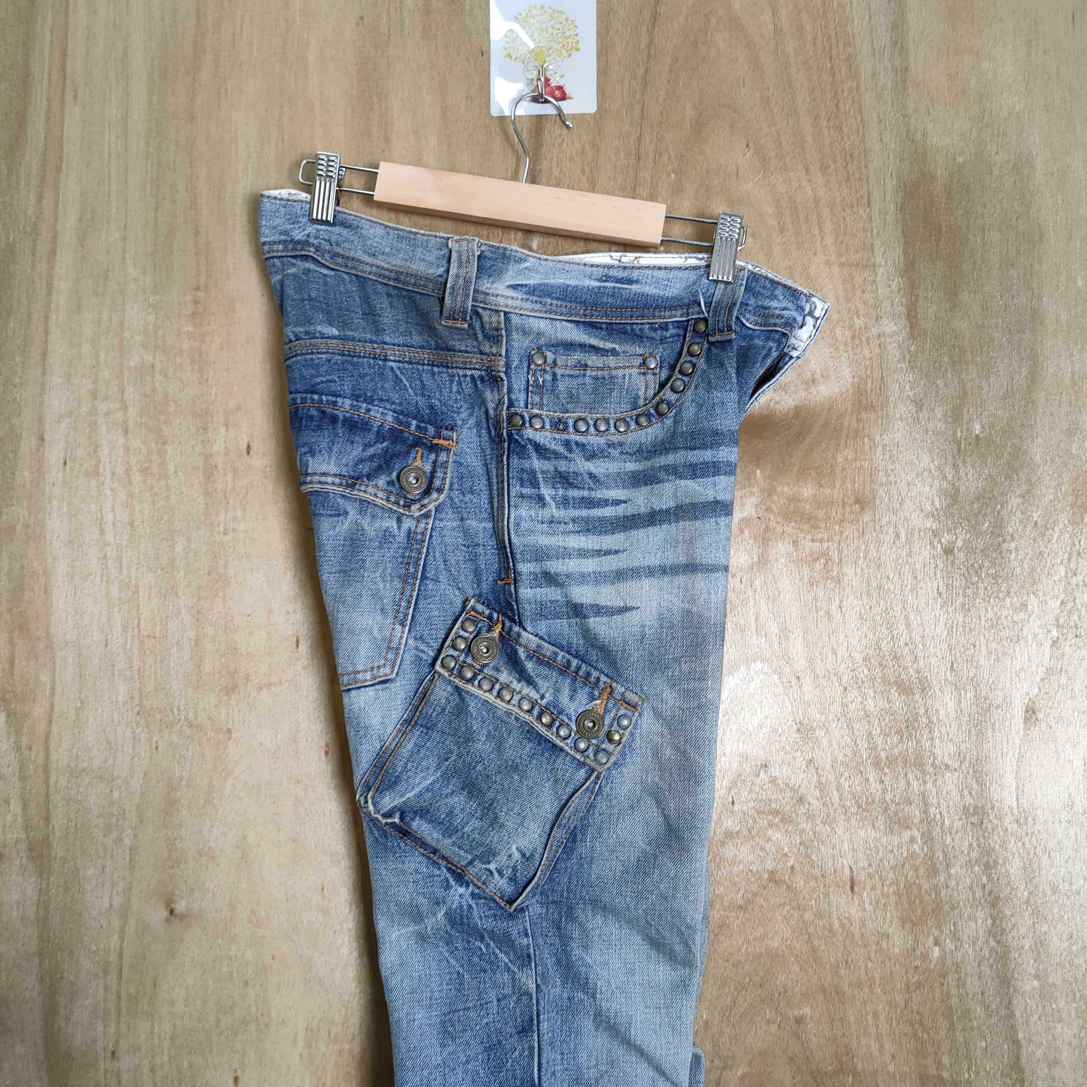Japanese Brand VINTAGE JAPANESE BRAND FADED DENIM JEAN CARGO PANTS Size US 32 / EU 48 - 13 Thumbnail