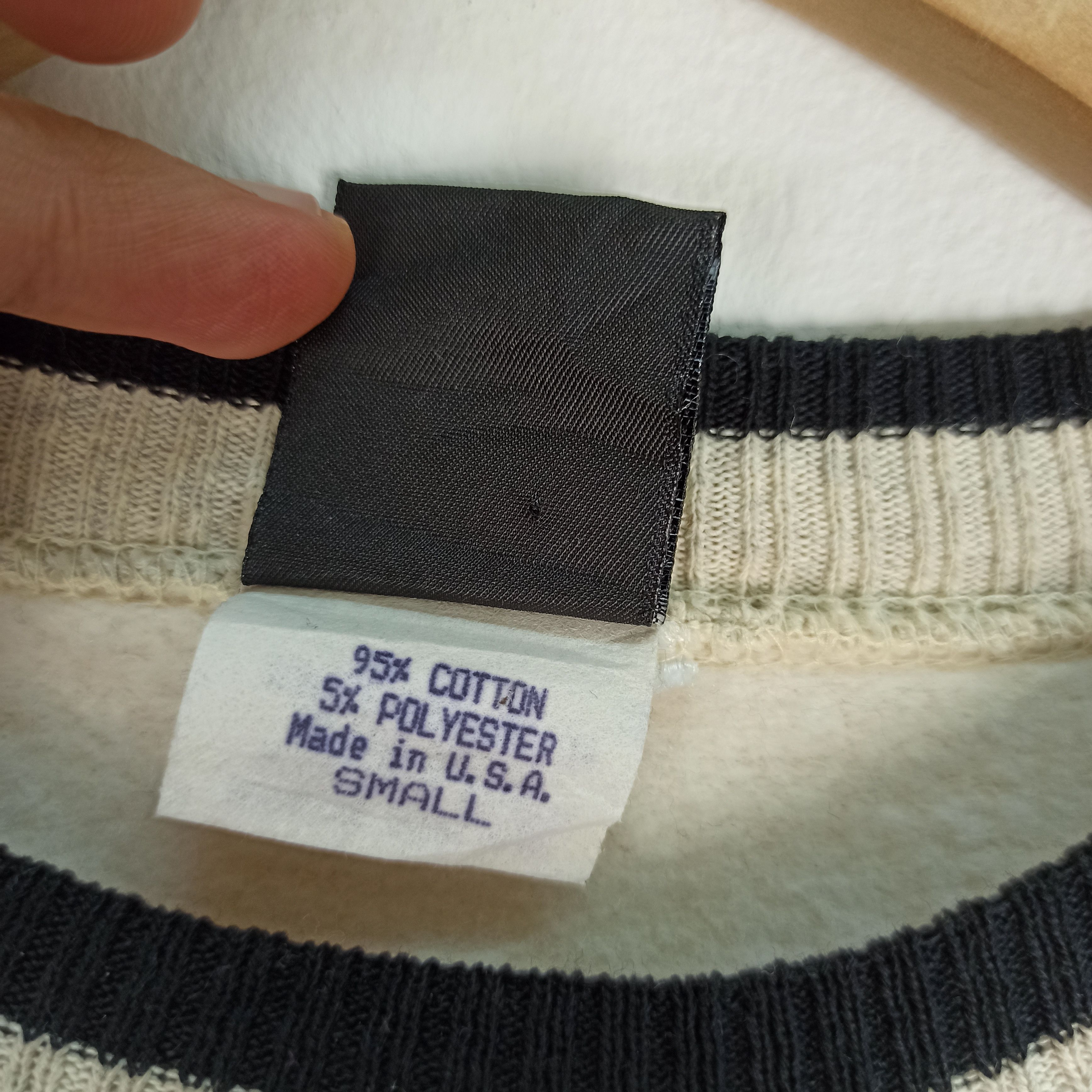 Vintage 🔥Vintage🔥 T&C Surf Hawaiian Sweatshirt Embroidered Logo Size US S / EU 44-46 / 1 - 9 Thumbnail