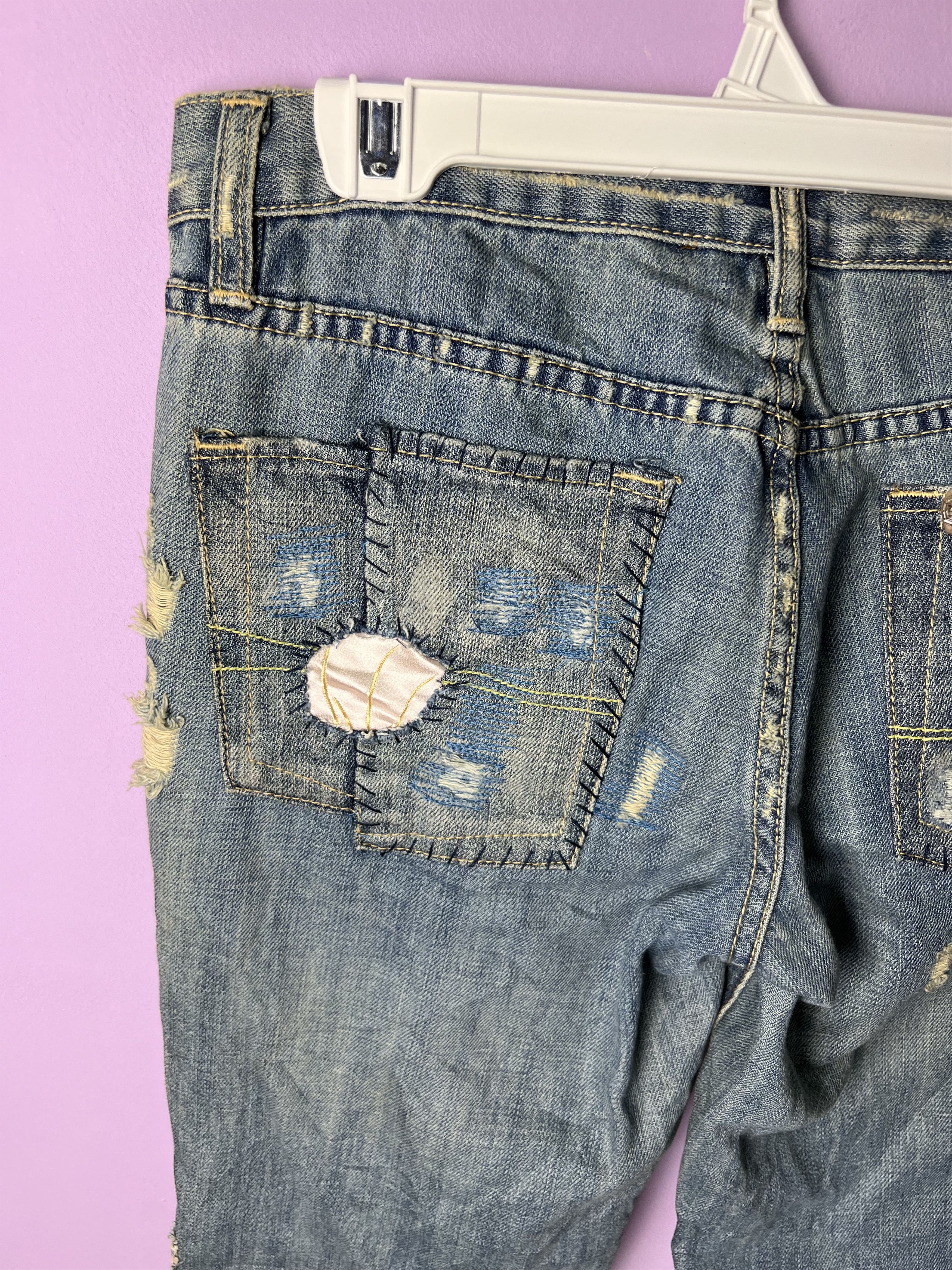 Japanese Brand 🔥Japanese Brand Patchwork Distressed Denim Size 32" / US 10 / IT 46 - 15 Thumbnail