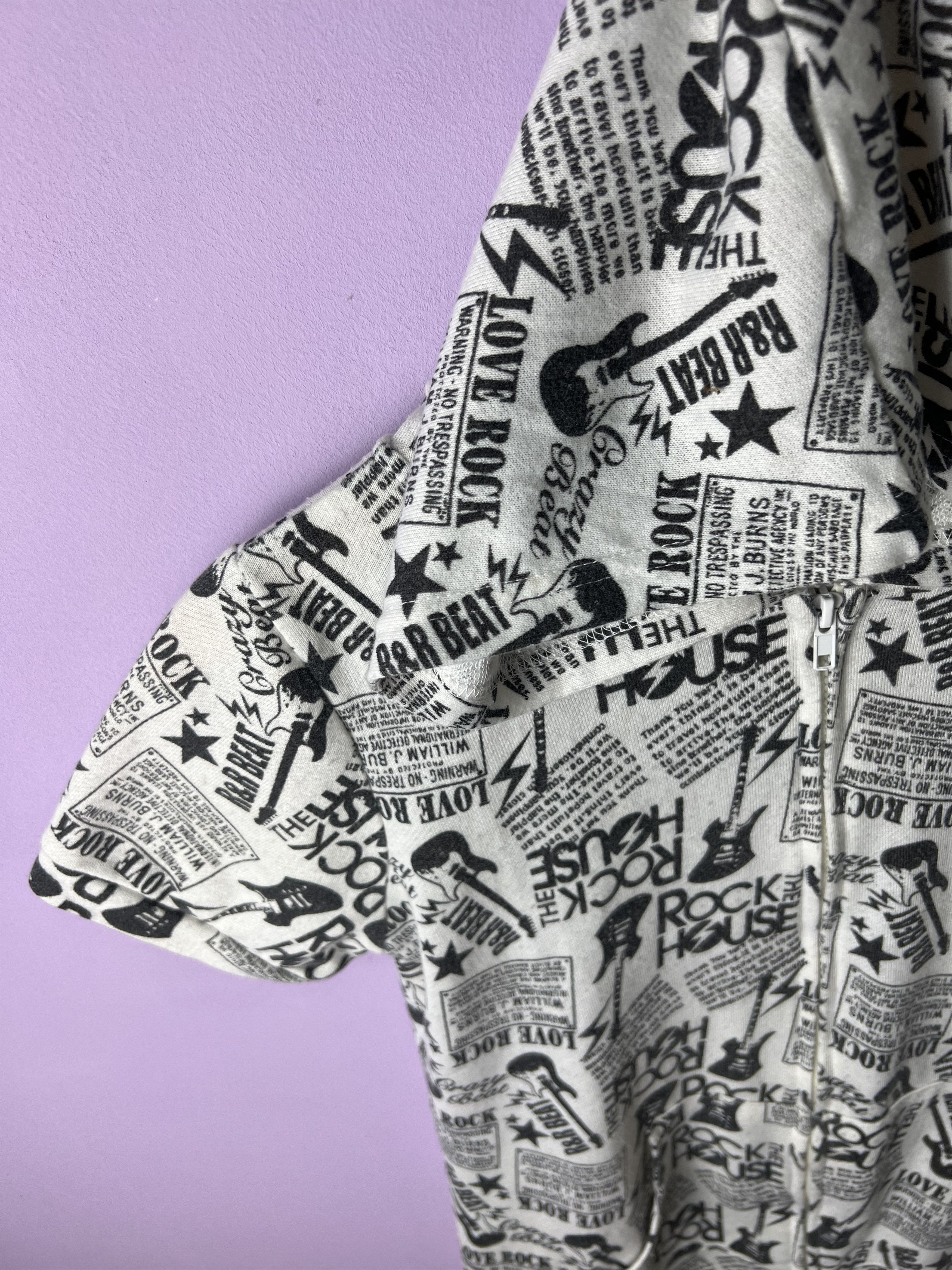 Japanese Brand 🔥All Over Print Regard Caressant The Rock House Hoodies Size XS / US 0-2 / IT 36-38 - 7 Thumbnail