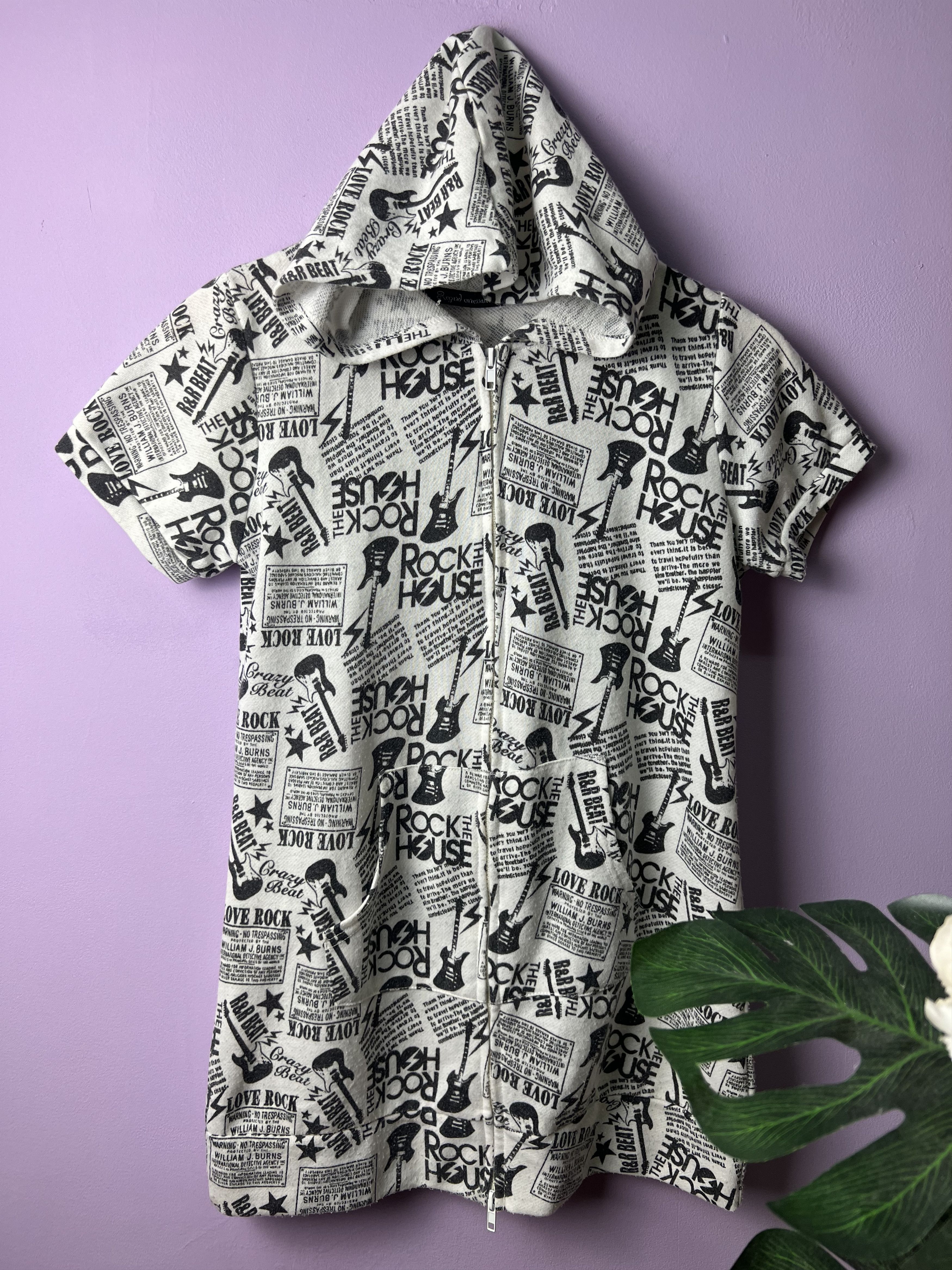 Japanese Brand 🔥All Over Print Regard Caressant The Rock House Hoodies Size XS / US 0-2 / IT 36-38 - 3 Thumbnail