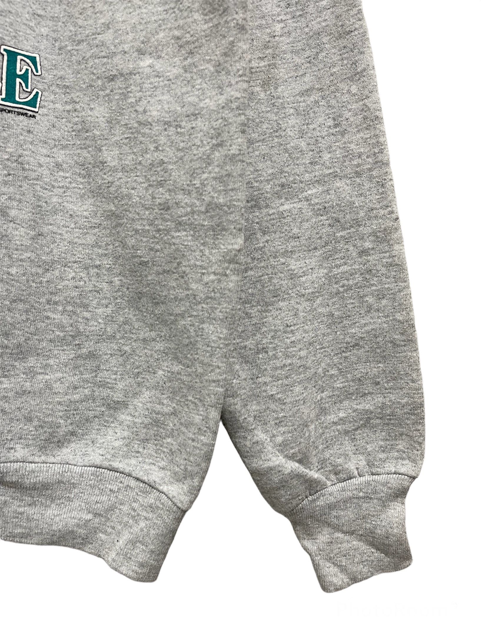 Fruit Of The Loom Vintage 1990 Wisconsin Winter Bear Big Logo Sweatshirt Size US XL / EU 56 / 4 - 4 Thumbnail