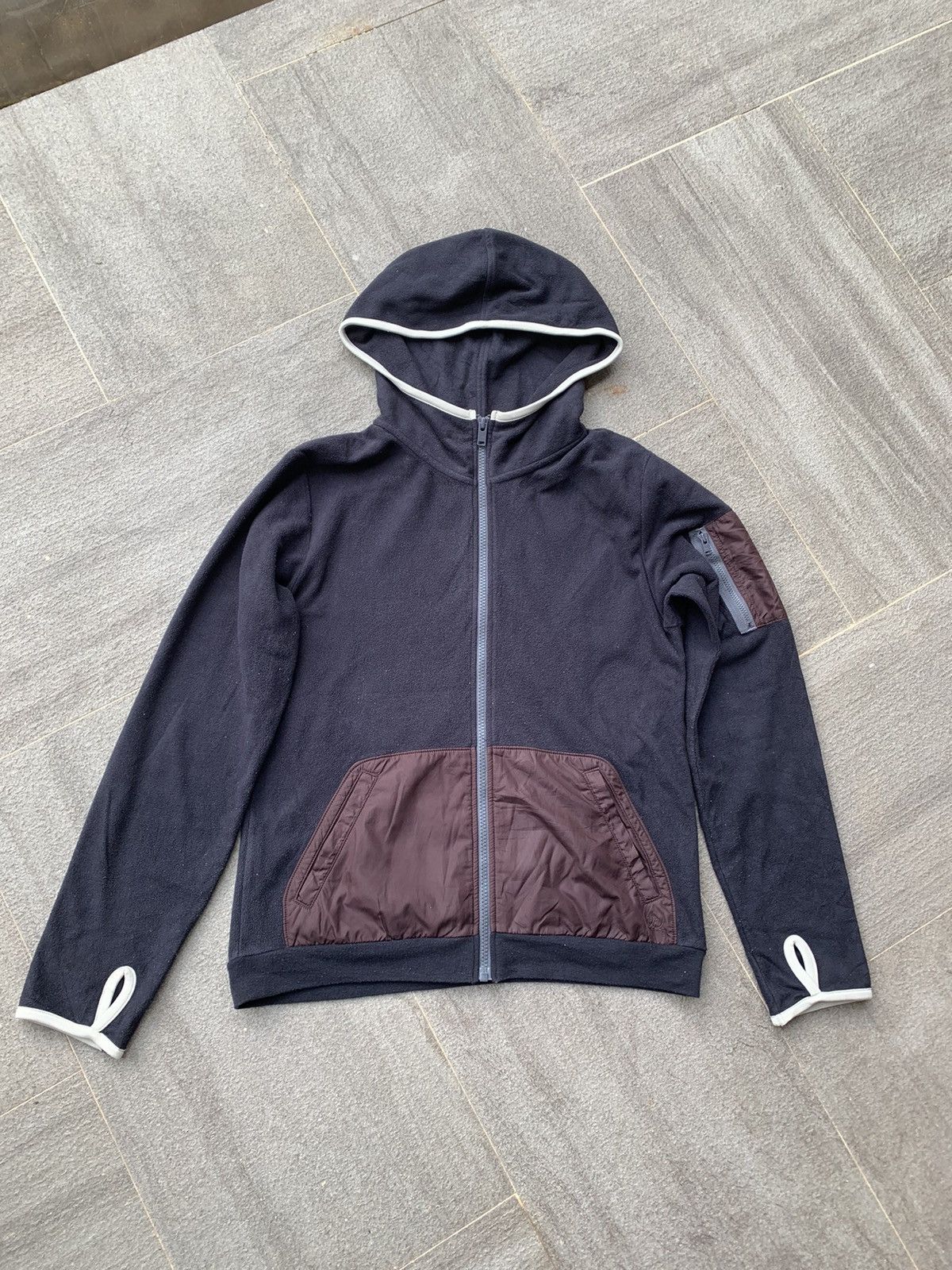Japanese Brand Uniqlo UU x Undercover Fleece Hooded Jacket Size US M / EU 48-50 / 2 - 1 Thumbnail