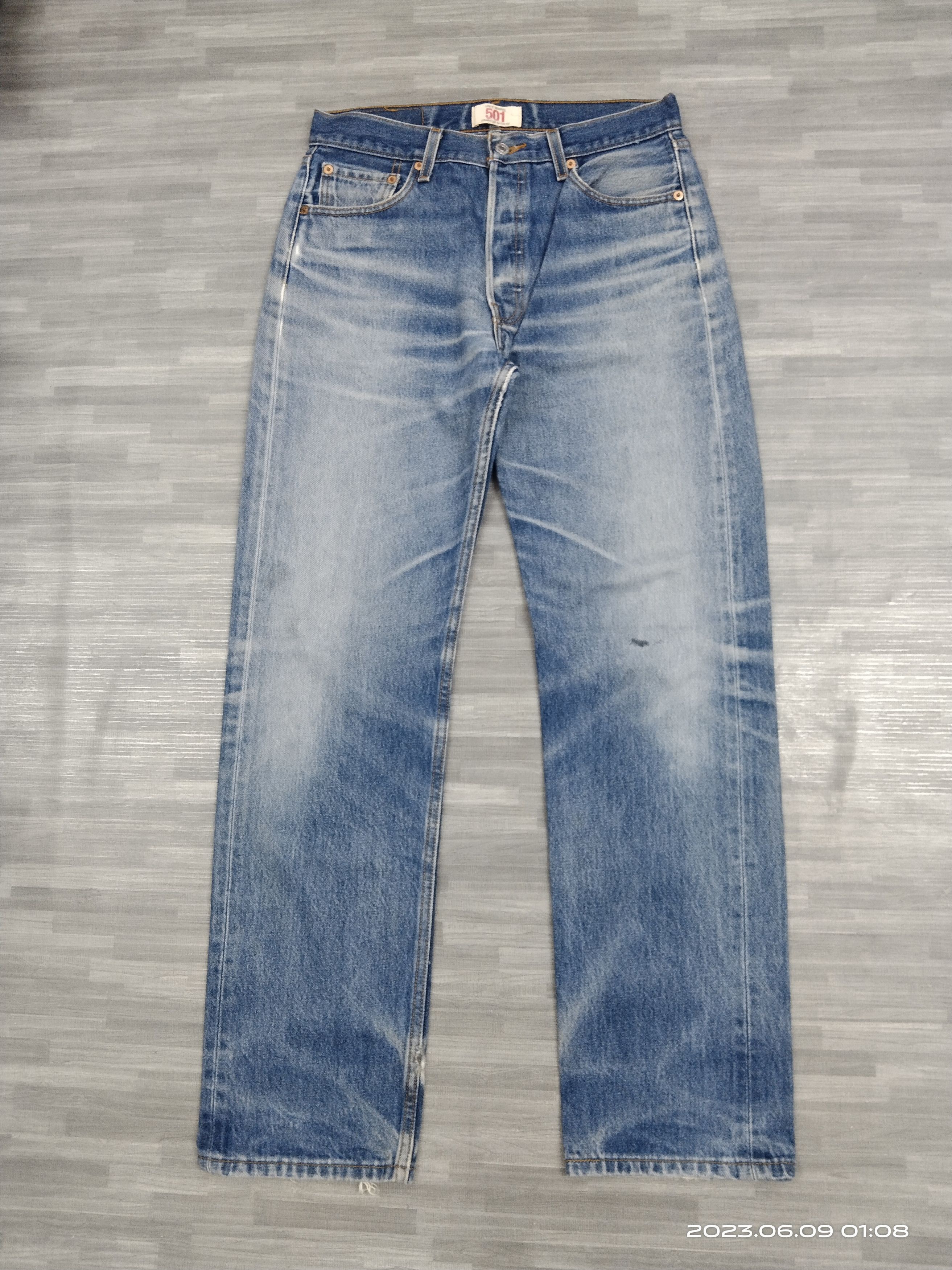 Levi's VINTAGE 2000s LEVIS 501 DENIM PANTS Size US 30 / EU 46 - 2 Thumbnail