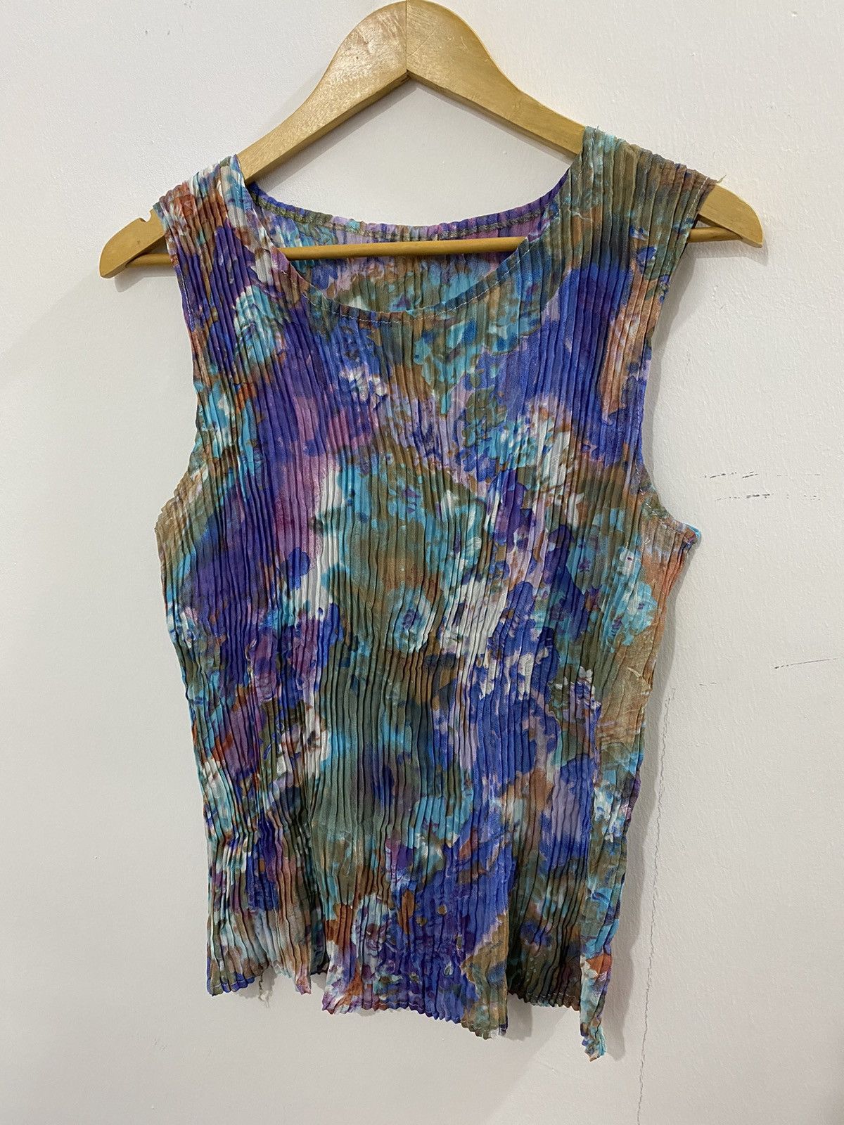 Japanese Brand Issey Miyake Pleat Please Style Abstract Pleated Top Size M / US 6-8 / IT 42-44 - 2 Thumbnail