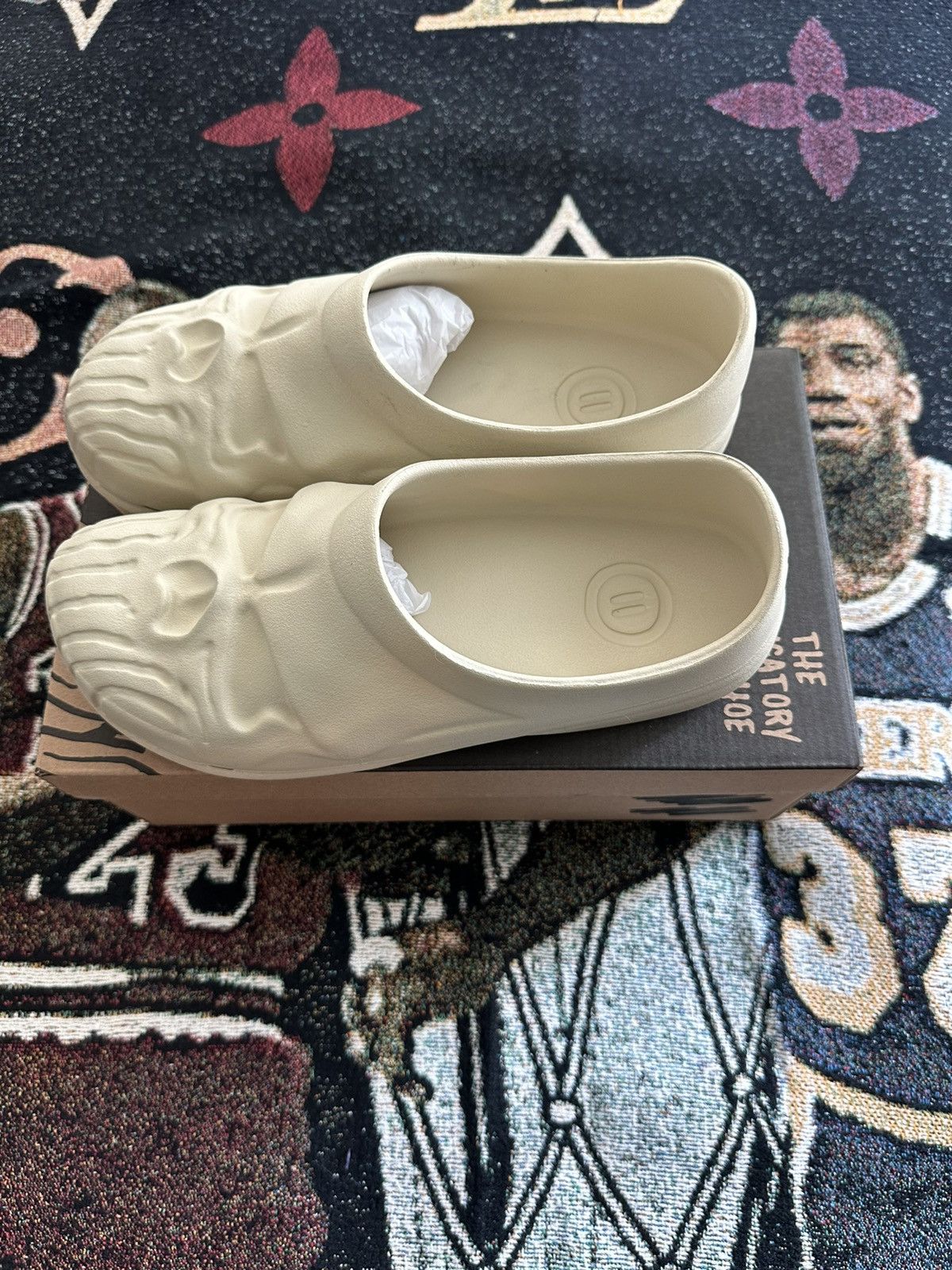 Warren Lotas Warren Lotas Obligatory Foam Shoe (Skull) Size US 11 / EU 44 - 2 Thumbnail