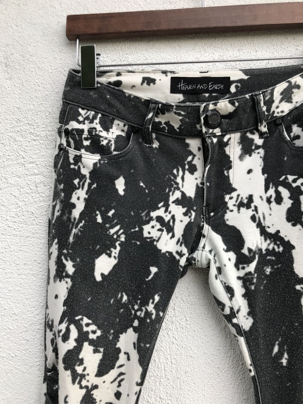 Designer × Japanese Brand Japanese Brand HEAVEN & EARTH Skinny Fits Pants Size US 27 - 4 Thumbnail