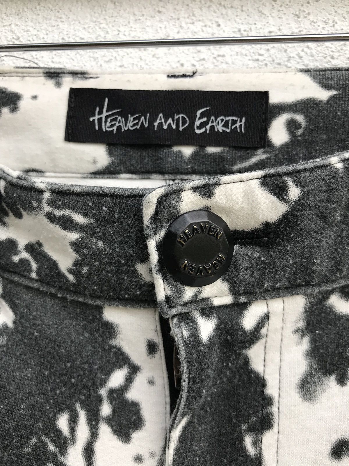 Designer × Japanese Brand Japanese Brand HEAVEN & EARTH Skinny Fits Pants Size US 27 - 8 Thumbnail