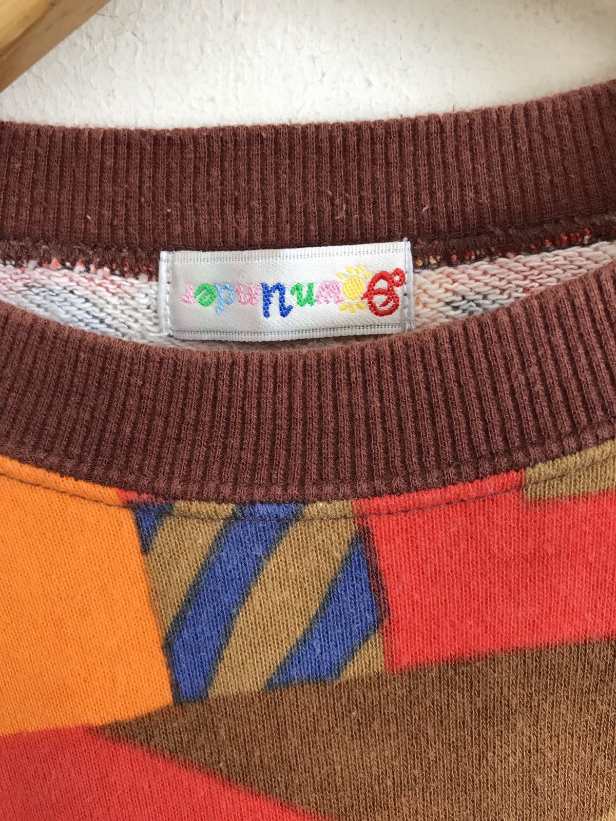 Vintage Vintage Multicolour Down Under Crewneck Sweatshirt Size US S / EU 44-46 / 1 - 4 Thumbnail