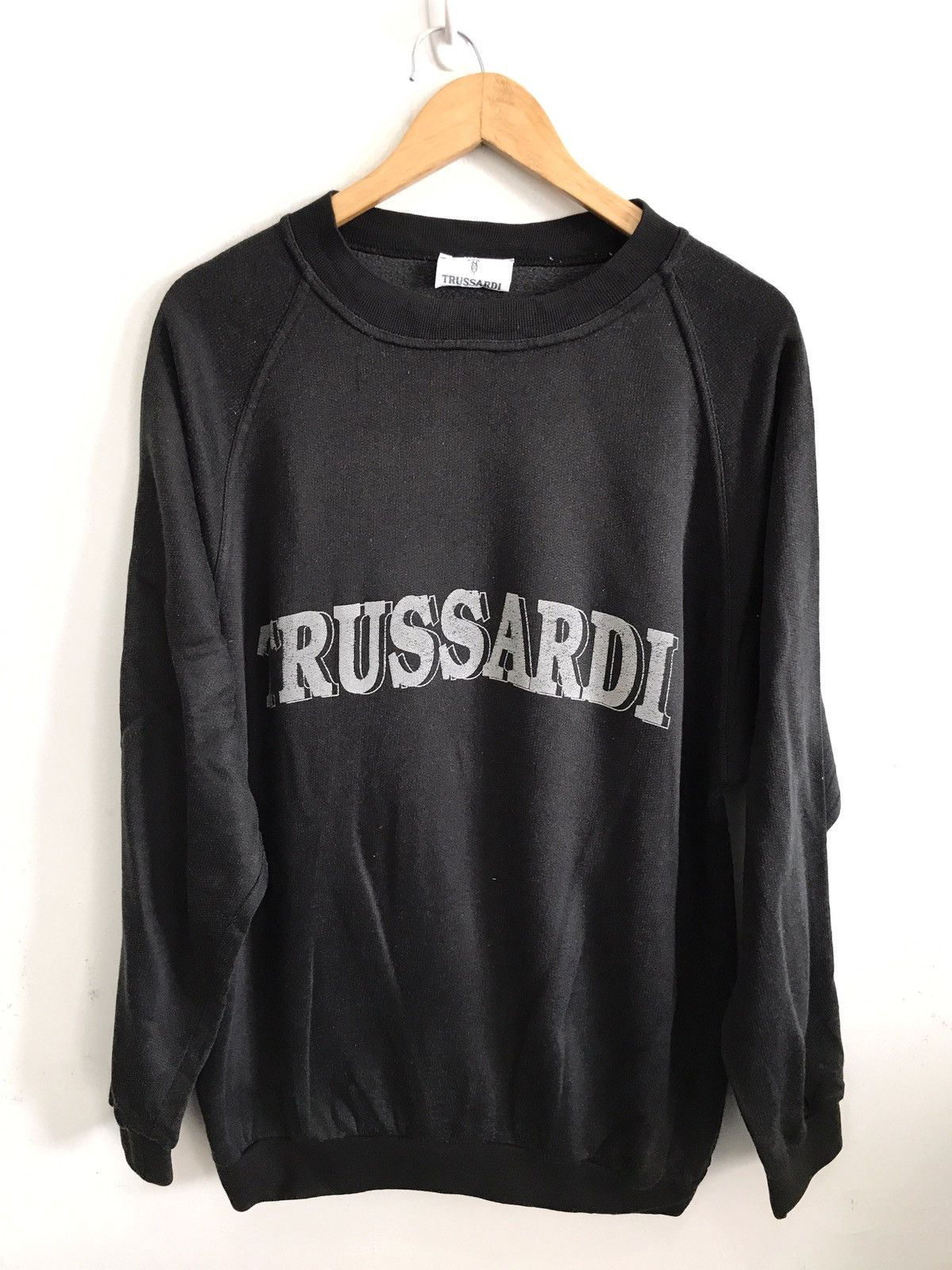 Trussardi Trussardi Big Logo Spell Out Crewneck Sweatshirt Size US L / EU 52-54 / 3 - 1 Thumbnail