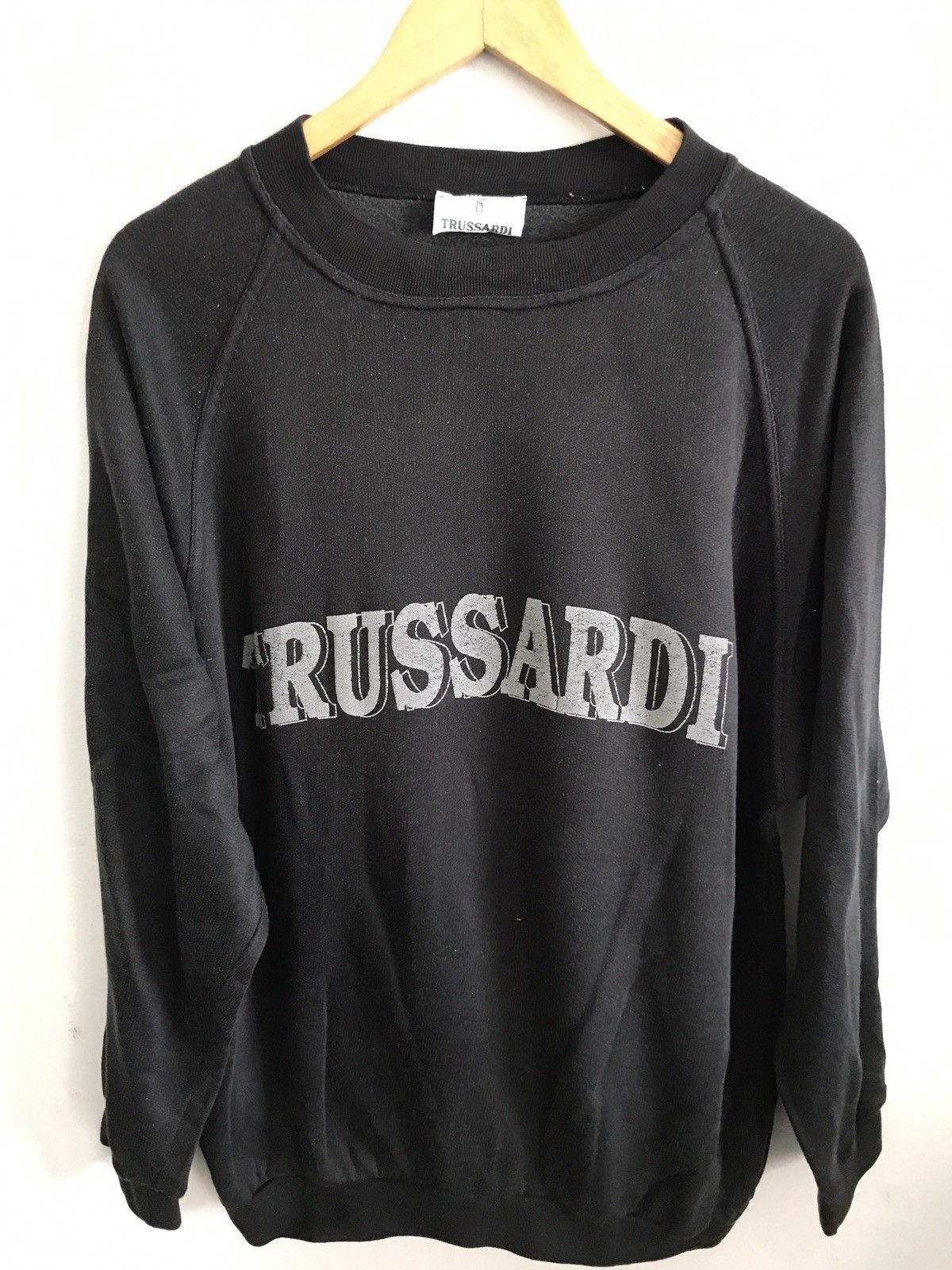Trussardi Trussardi Big Logo Spell Out Crewneck Sweatshirt Size US L / EU 52-54 / 3 - 2 Thumbnail