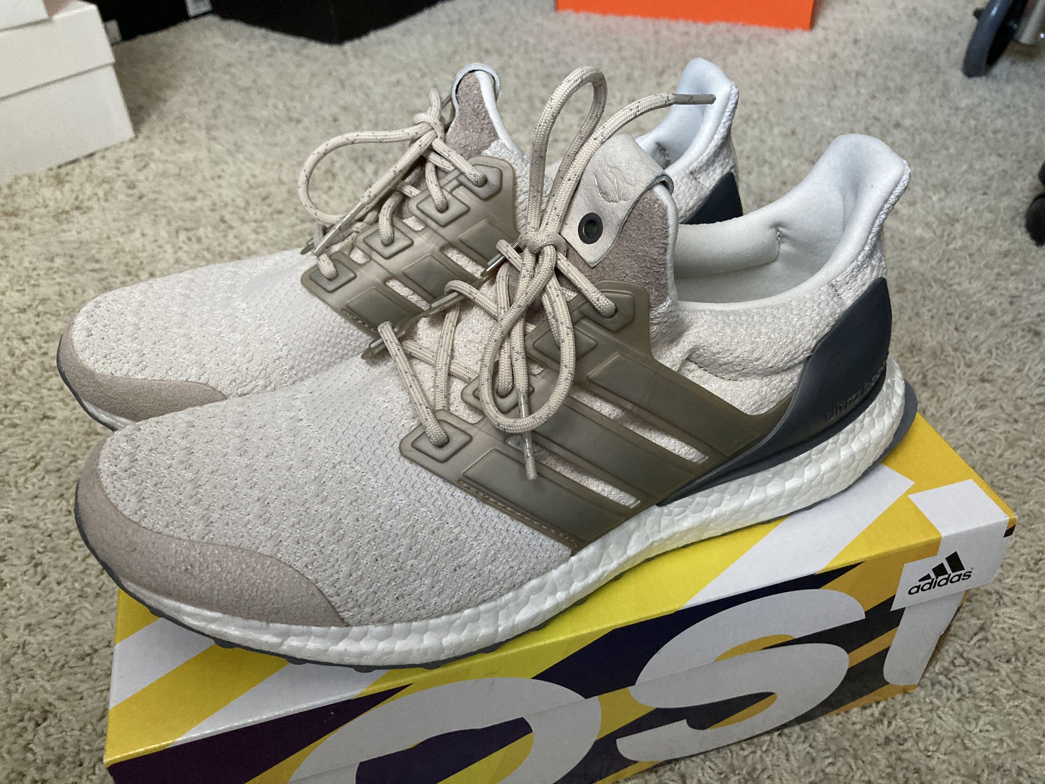 Adidas Ultraboost Lux VINTAGE WHITE/CHALK WHITE/CLEAR BROWN DB0338 Size US 8.5 / EU 41-42 - 7 Thumbnail