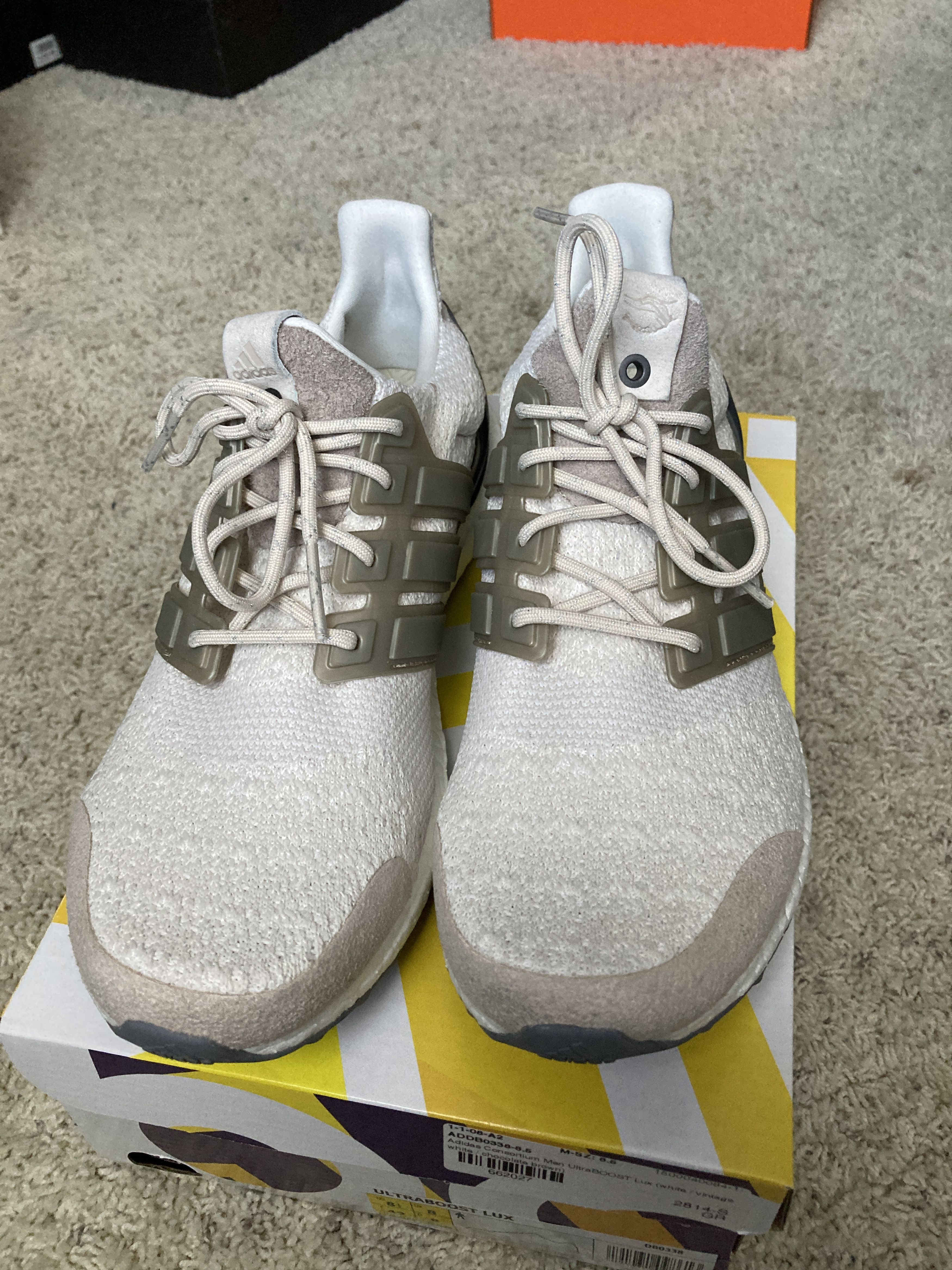 Adidas Ultraboost Lux VINTAGE WHITE/CHALK WHITE/CLEAR BROWN DB0338 Size US 8.5 / EU 41-42 - 8 Thumbnail