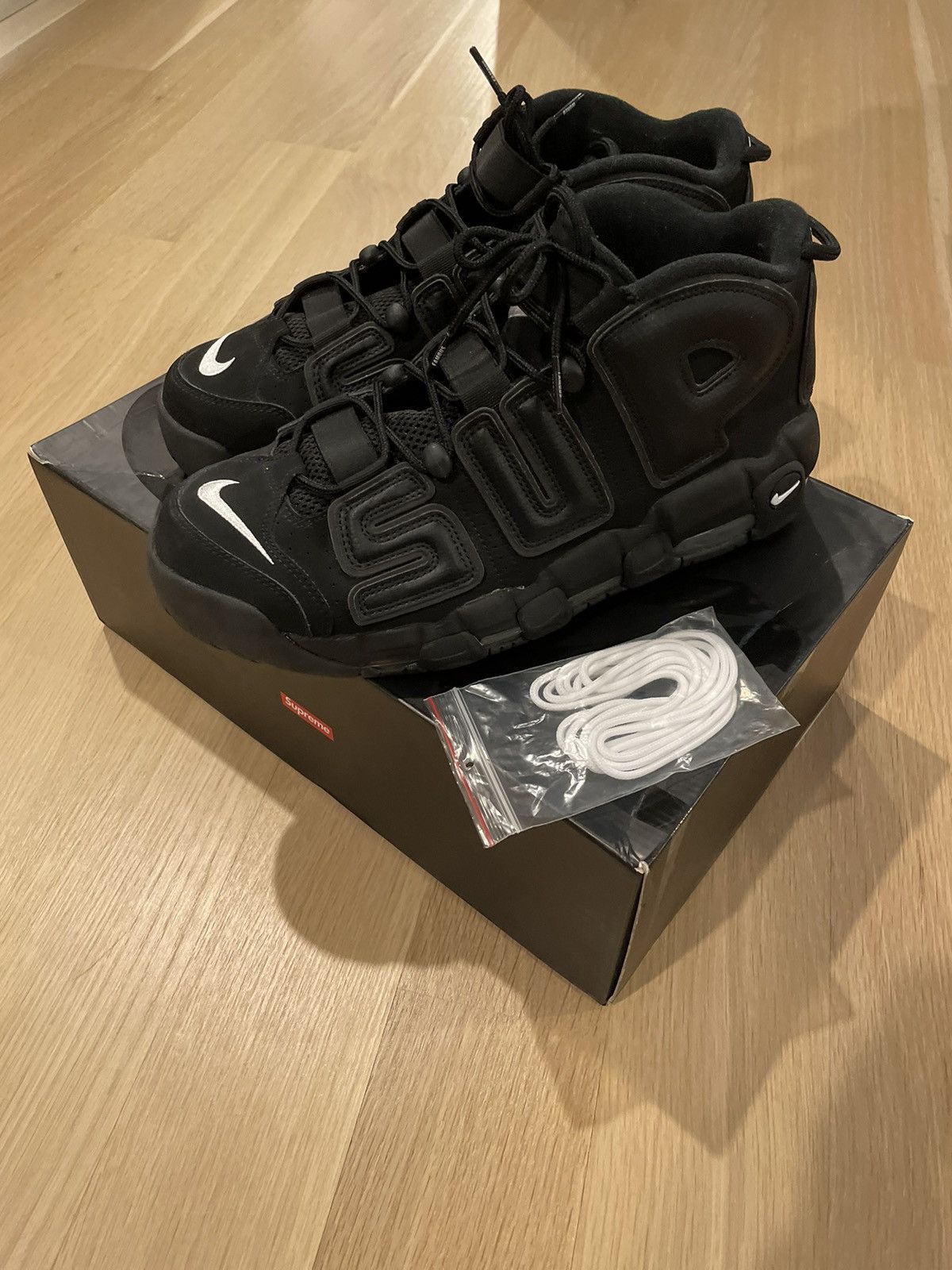 Uptempo supreme best sale black