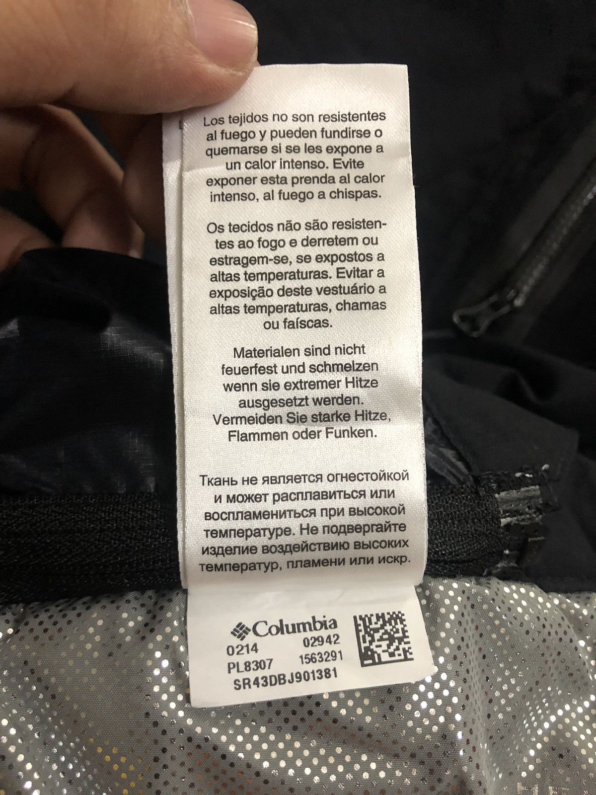 Columbia Columbia Titanium Omnitech Waterproof Breathable Size US 34 / EU 50 - 13 Thumbnail