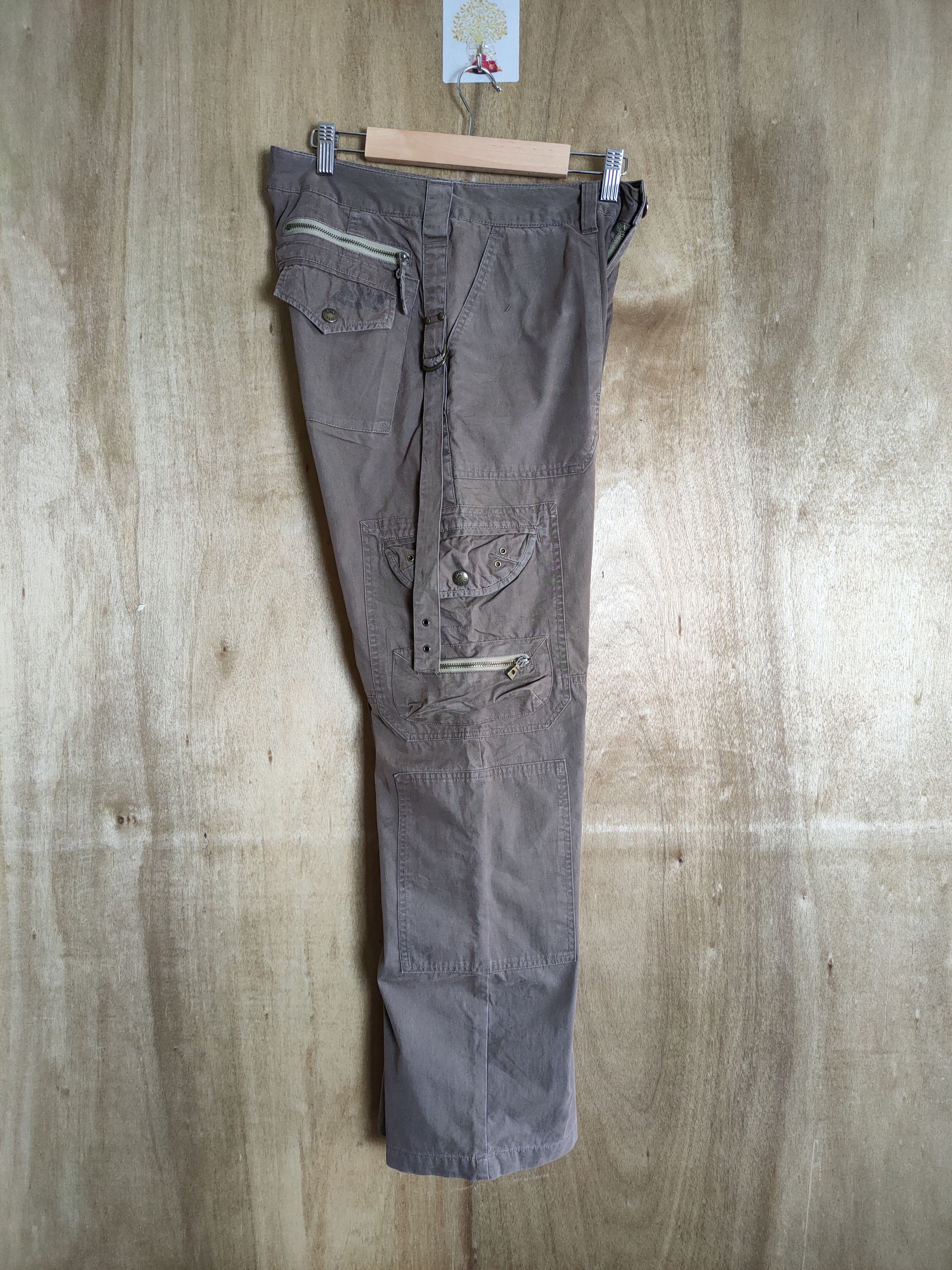 Japanese Brand JAPAN BRAND BROWN BONDAGE CARGO PANTS Size US 30 / EU 46 - 11 Thumbnail