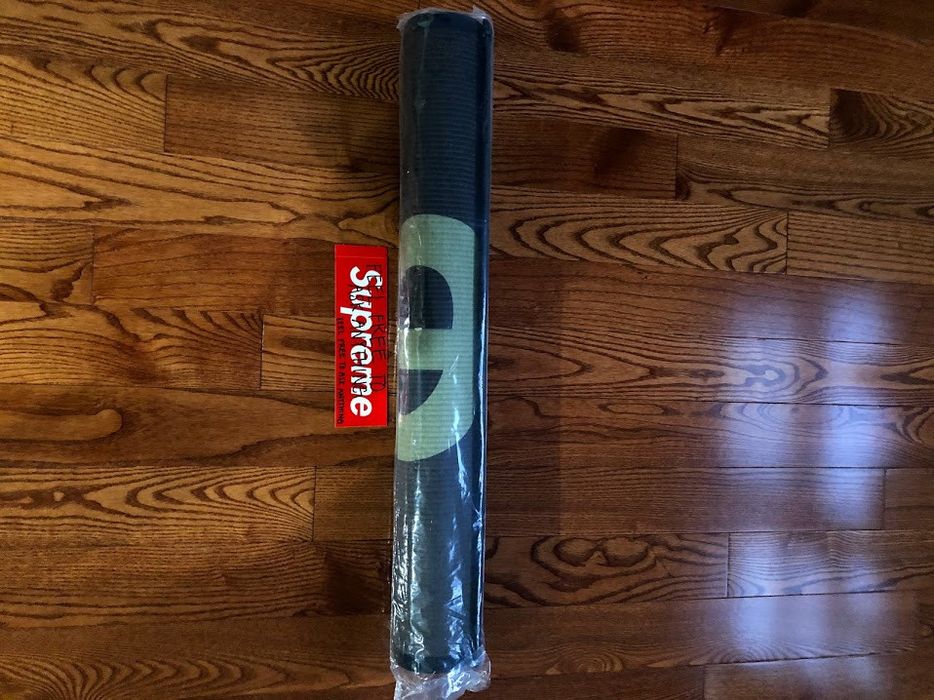 Supreme Supreme Woven Straw Mat Black BRAND NEW SHIP NOW SS20 Grailed