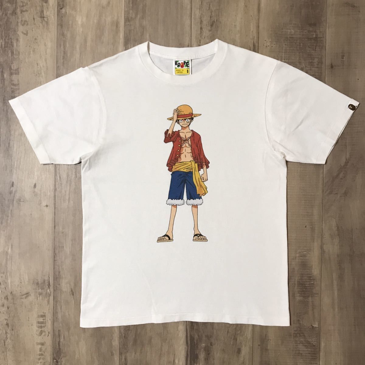 Bape BAPE× onepiece Luffy T-shirt Size US S / EU 44-46 / 1 - 1 Thumbnail