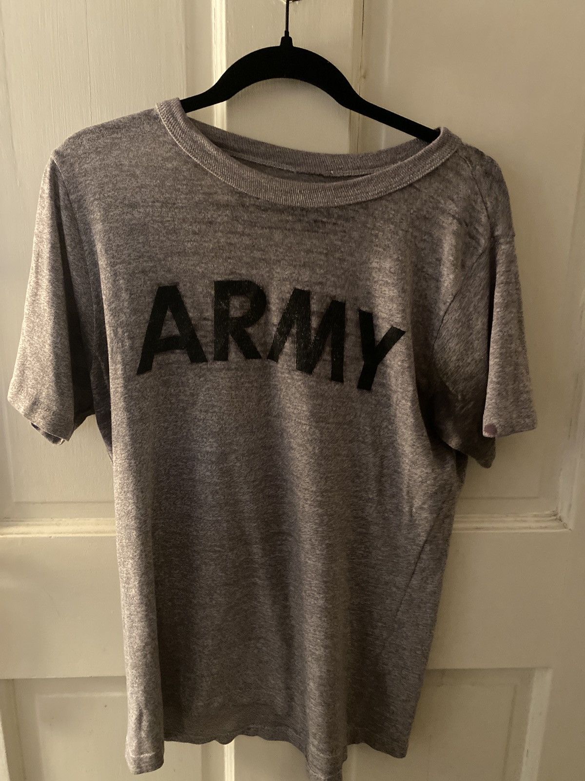 Vintage Vintage Grey Army 80s Tee Size Small Size US S / EU 44-46 / 1 - 1 Thumbnail
