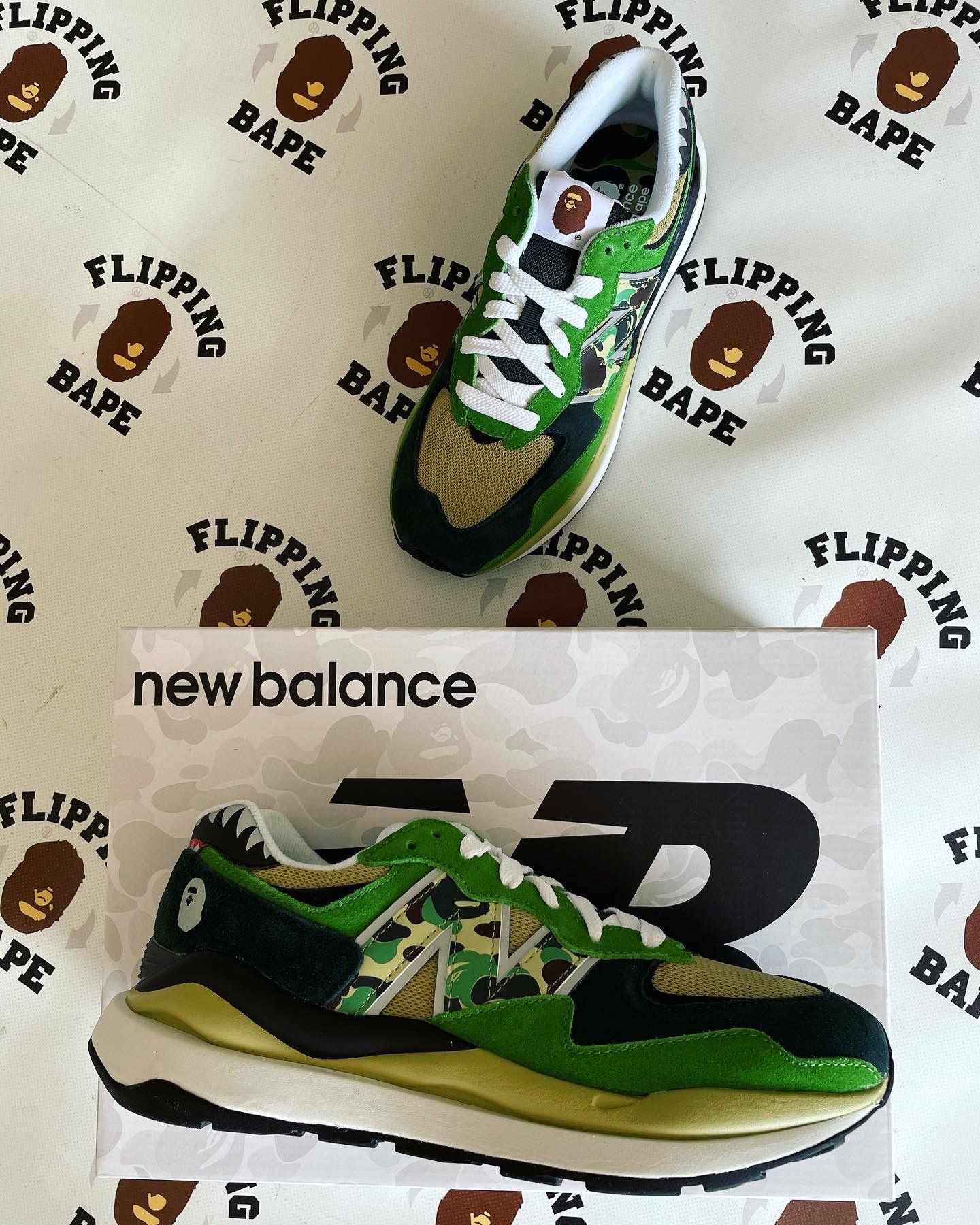 Bape × New Balance BAPE X NEW BALANCE 5740 Size US 8.5 / EU 41-42 - 2 Thumbnail