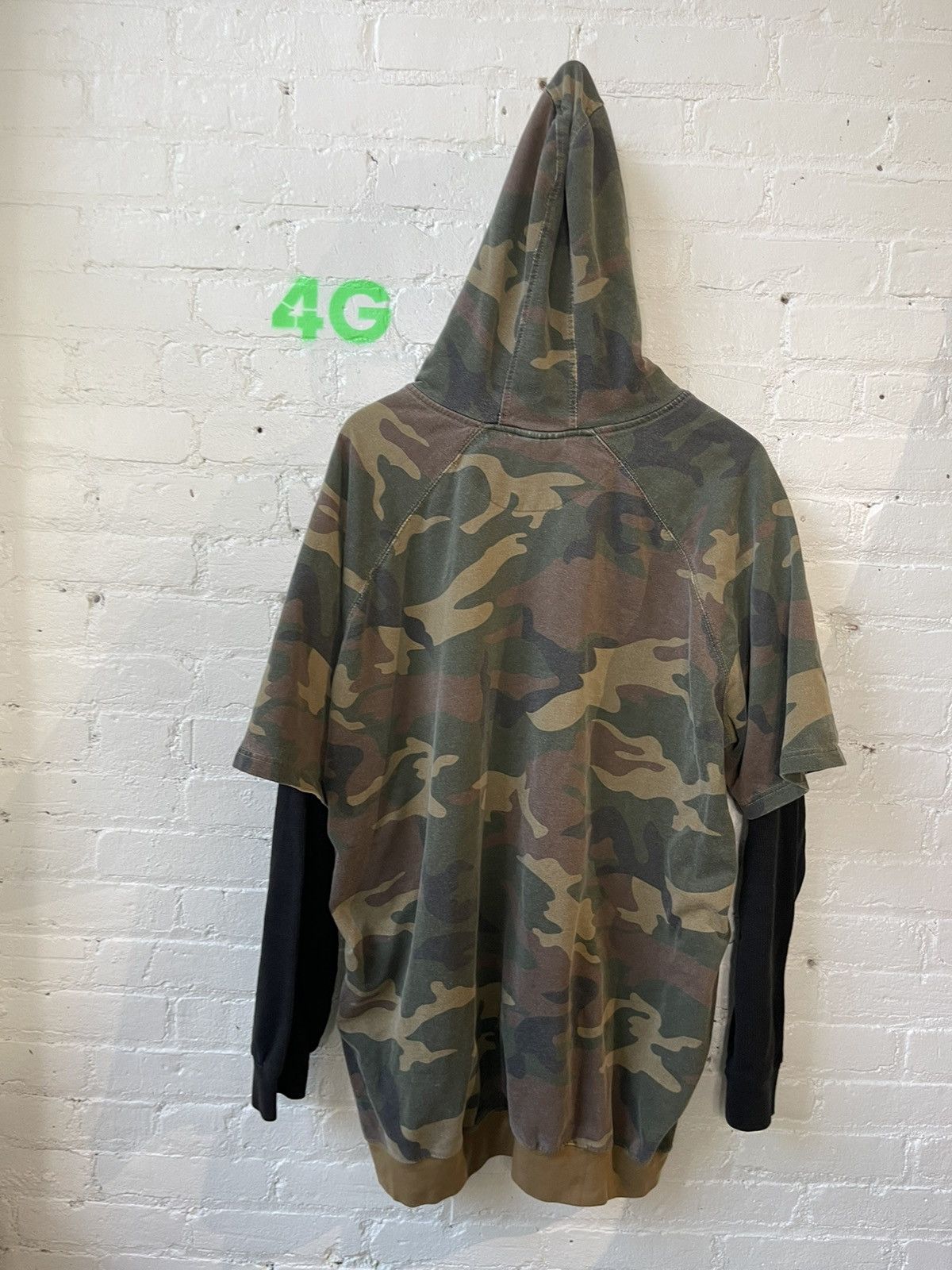 Vintage Vintage CAMO DOUBLE LAYER THRASHED HOODIE Size US XXL / EU 58 / 5 - 6 Thumbnail
