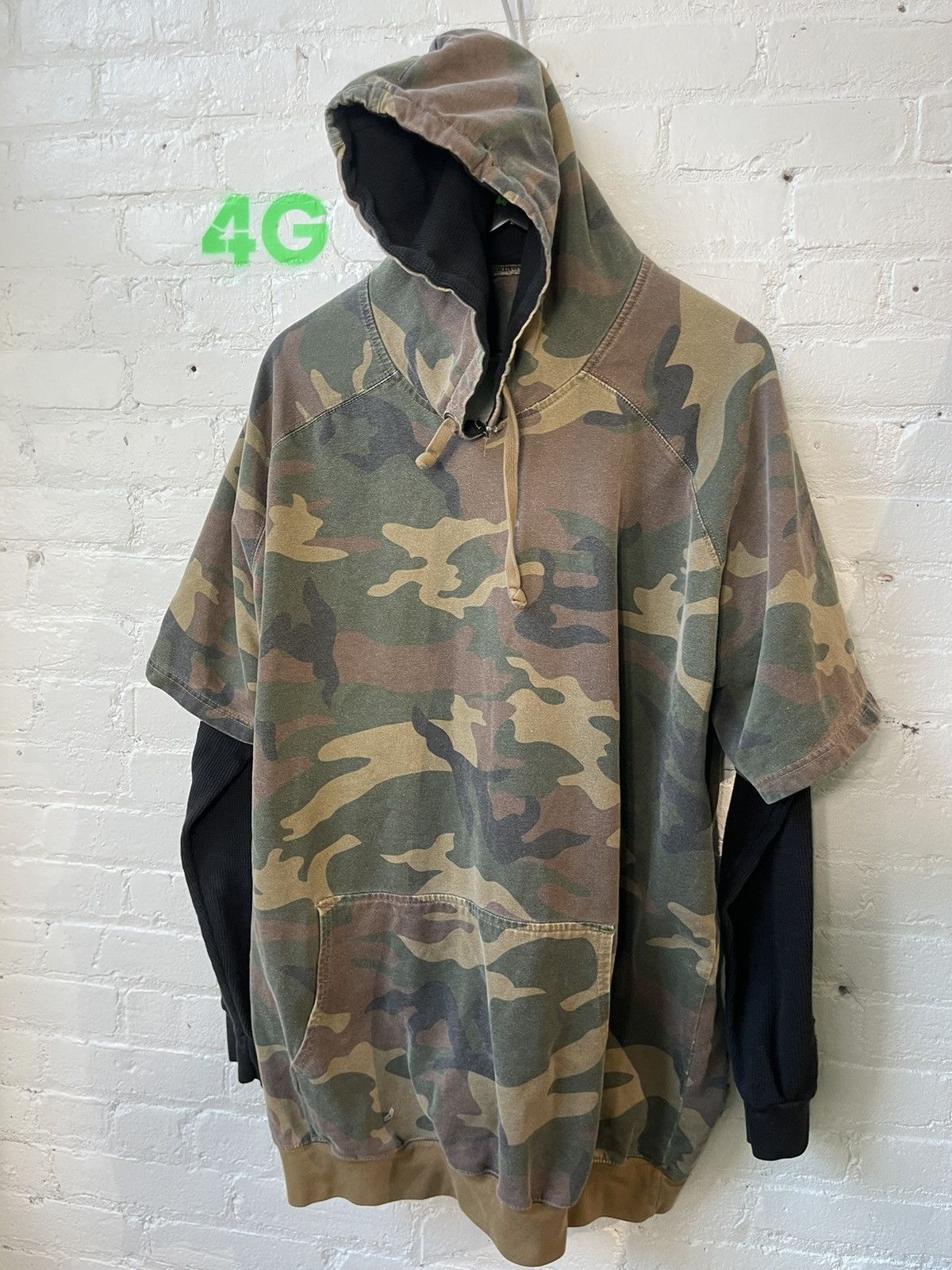 Vintage Vintage CAMO DOUBLE LAYER THRASHED HOODIE Size US XXL / EU 58 / 5 - 3 Thumbnail